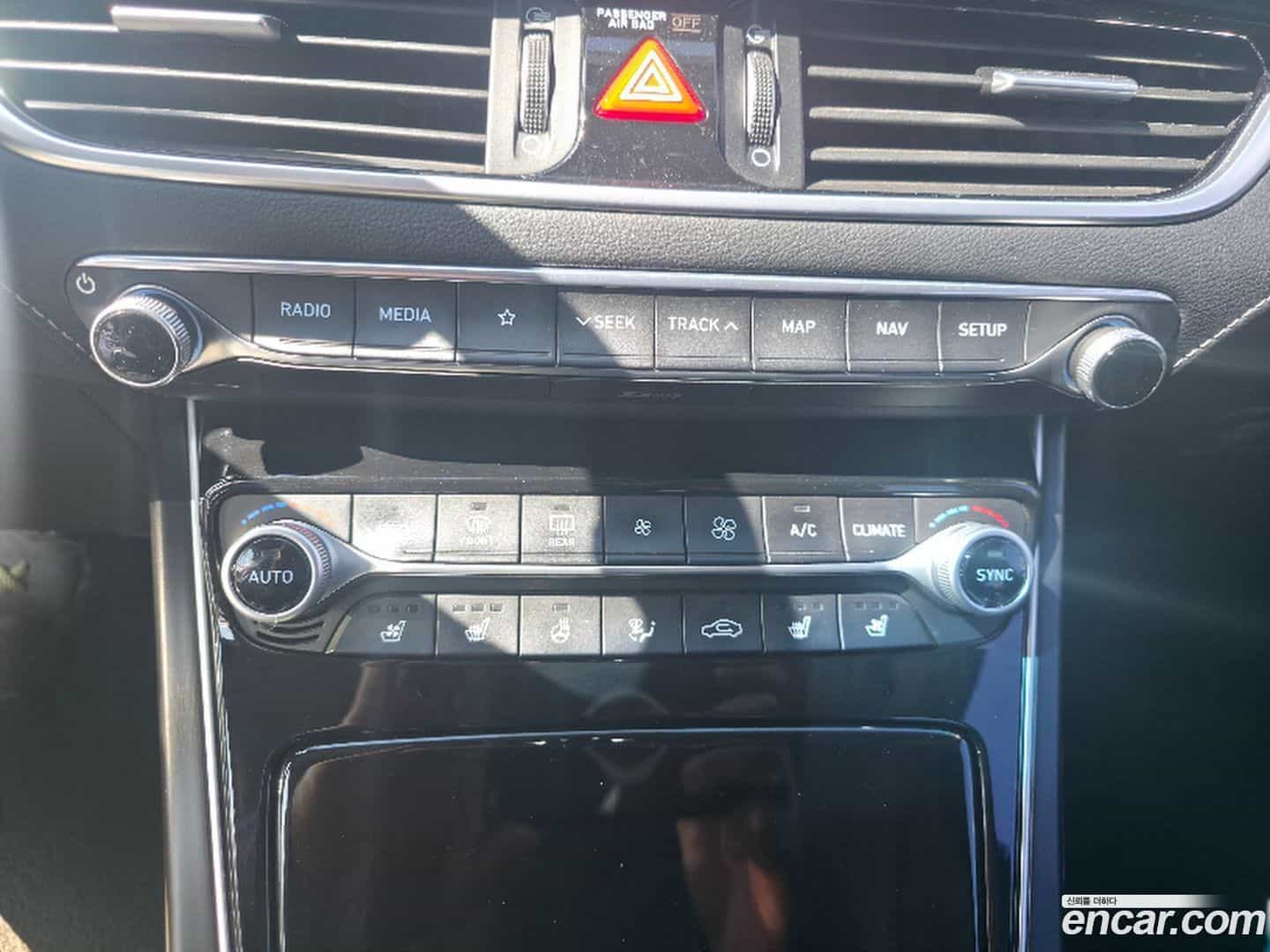 Grandeur Hyundai 2018.8-OPTION-019