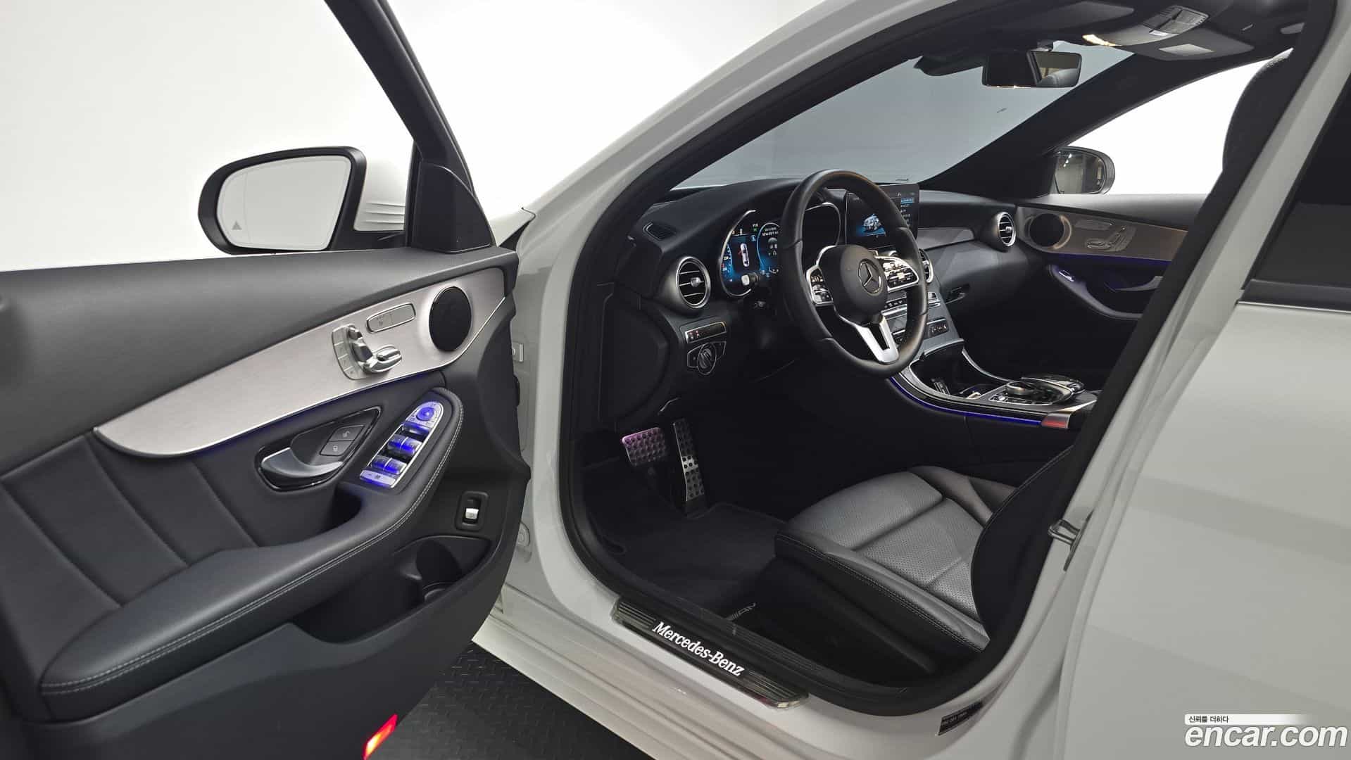 C-Class Mercedes-Benz 2021.5-INNER-010