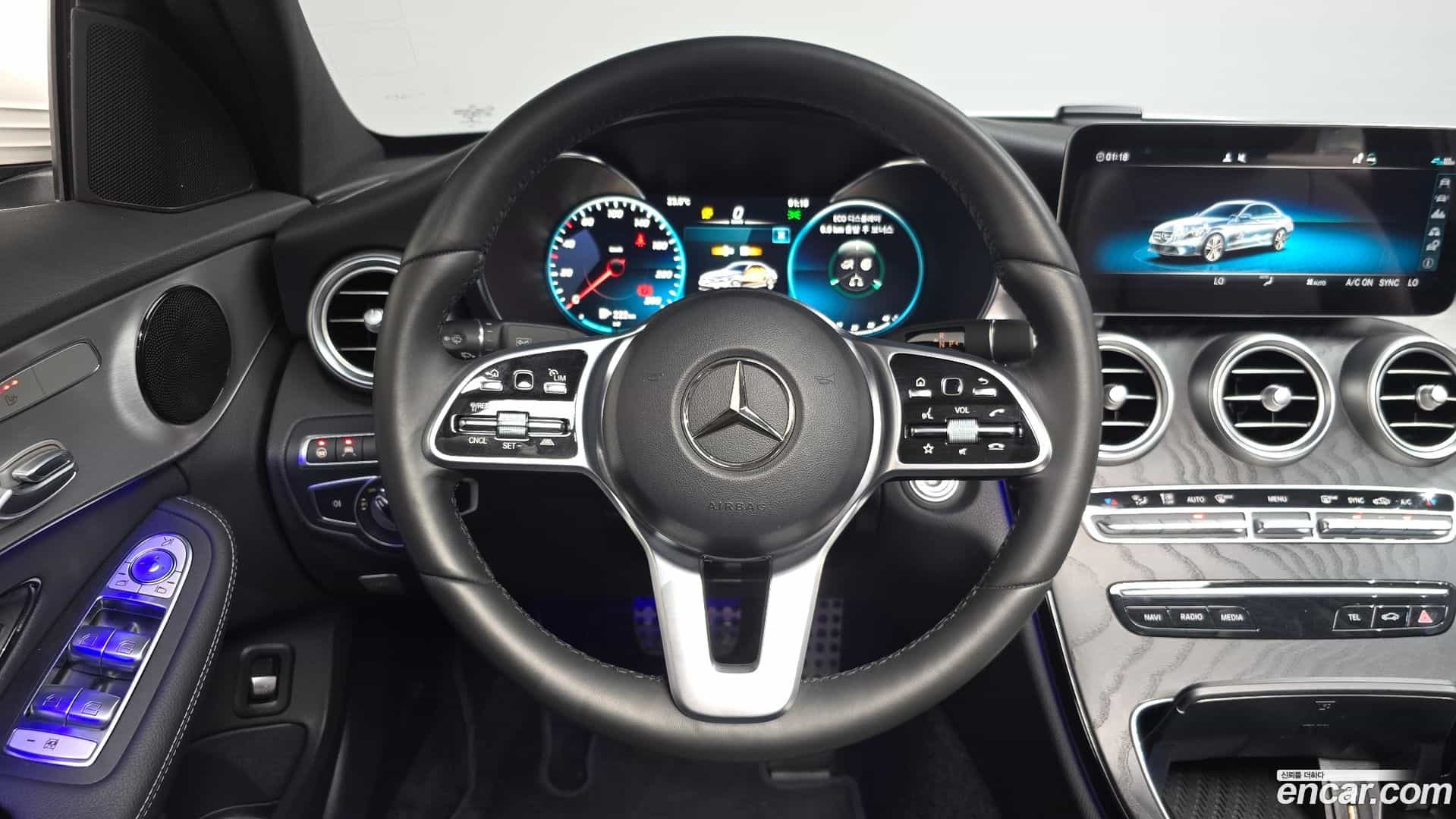 C-Class Mercedes-Benz 2021.5-OPTION-017