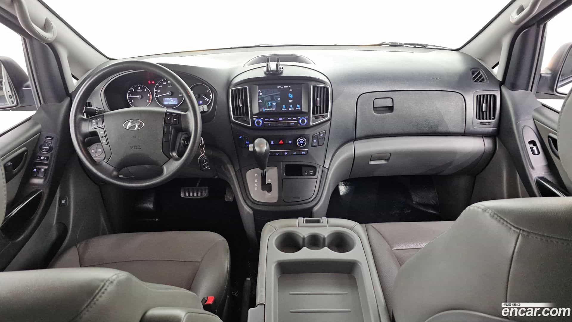 Starex Hyundai 2019.3-INNER-007