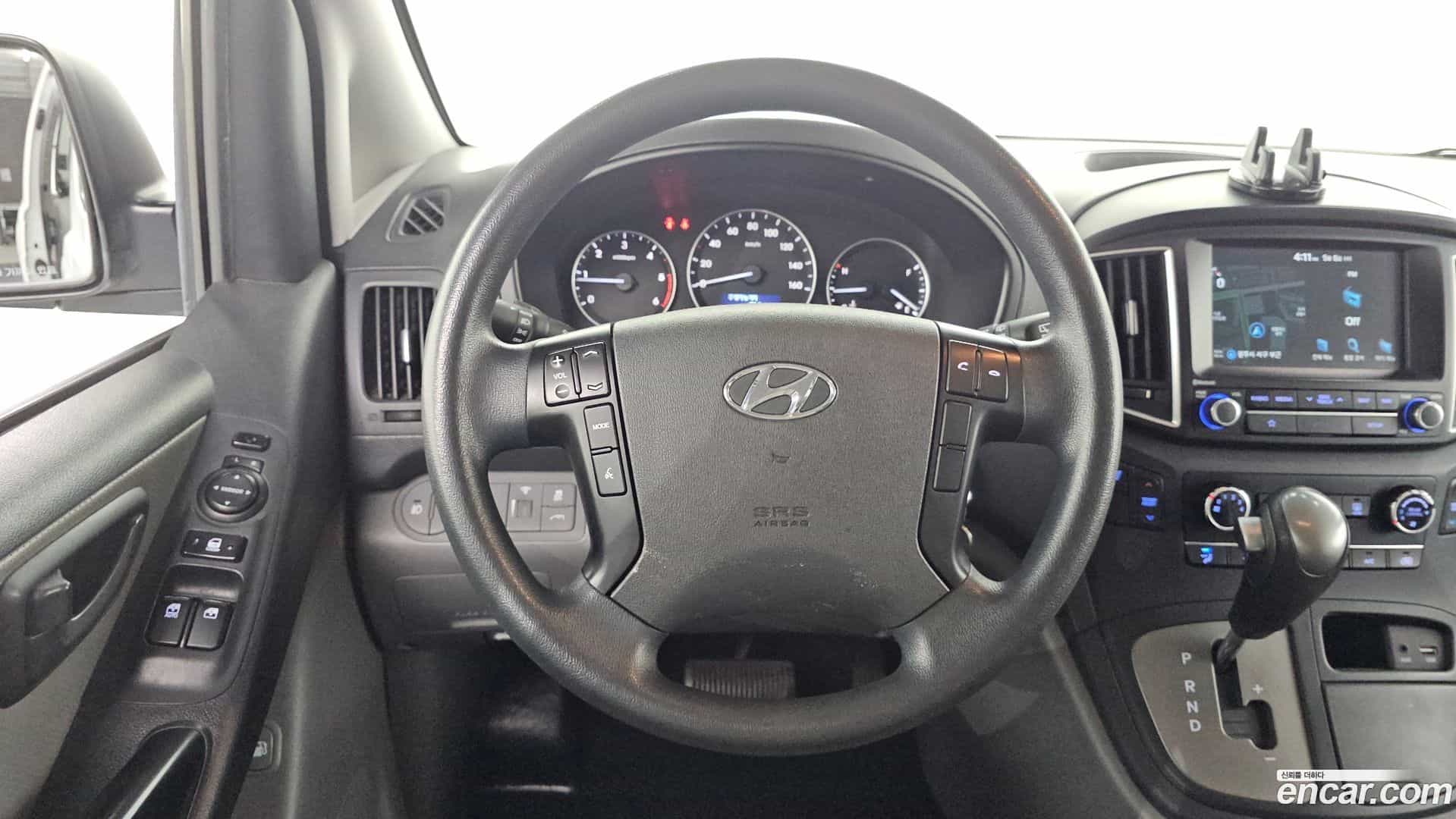 Starex Hyundai 2019.3-OPTION-016