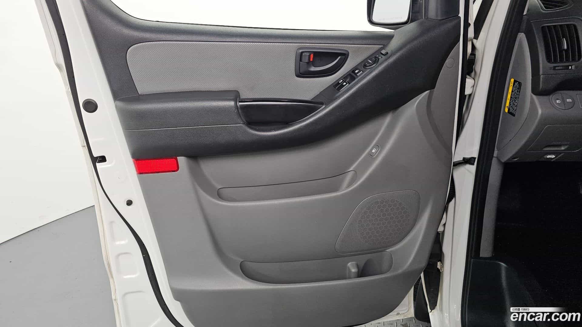 Starex Hyundai 2019.3-INNER-034