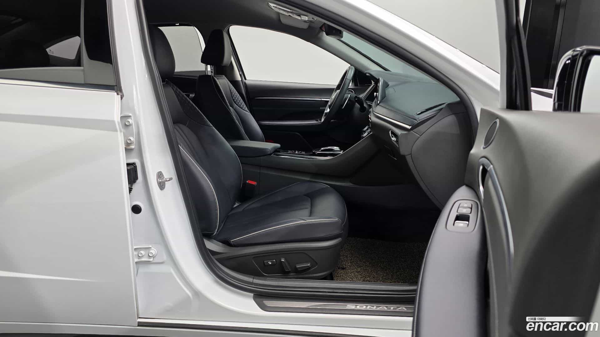 Sonata Hyundai 2023.0-INNER-036