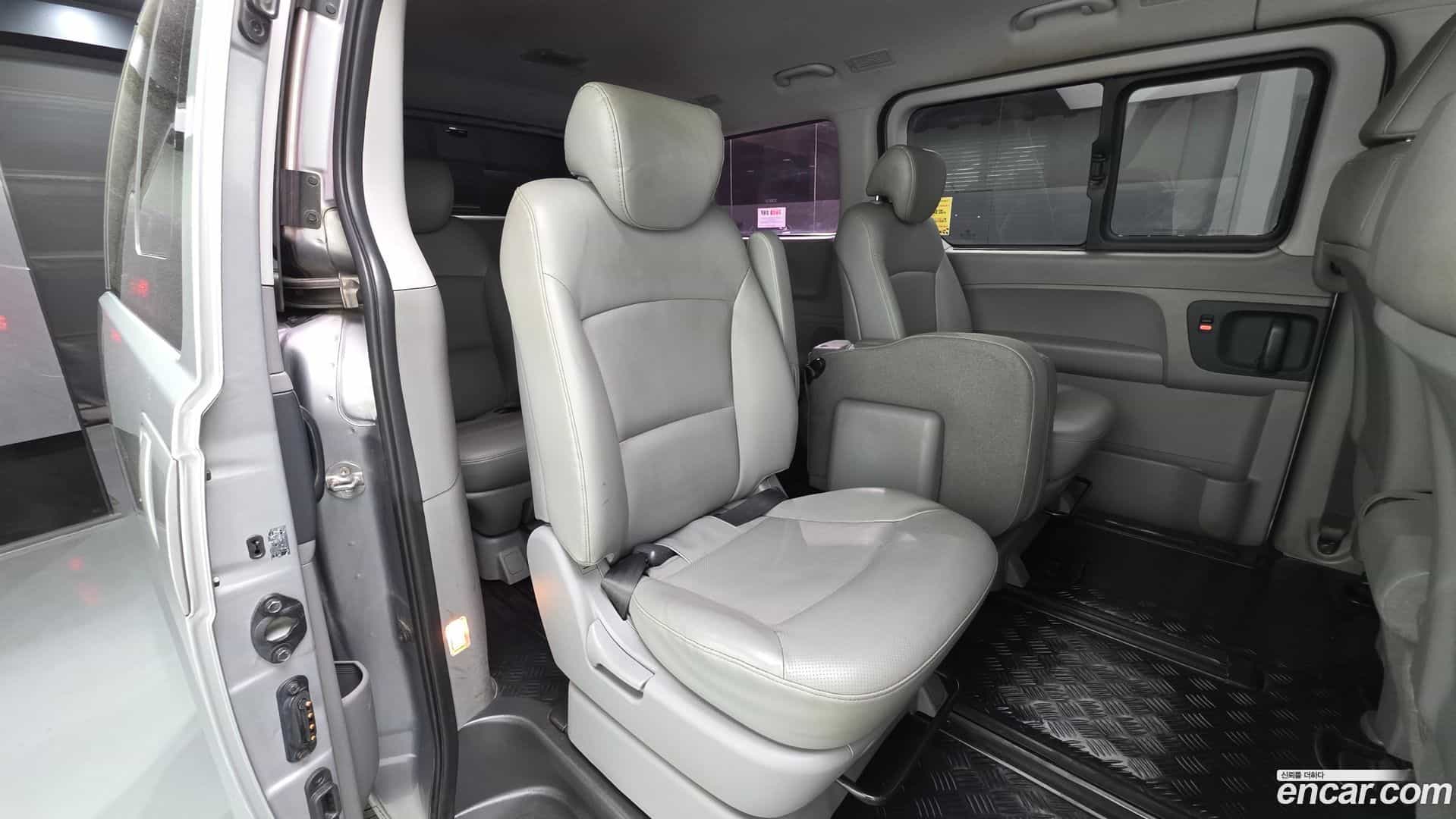 Starex Hyundai 2016.11-OPTION-016