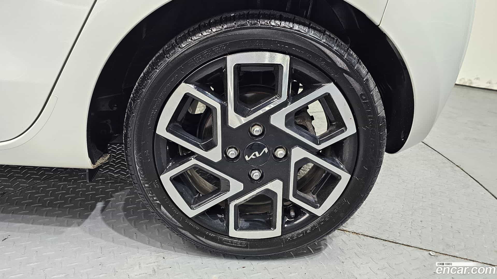 RAY Kia 2023.11-OUTER-031