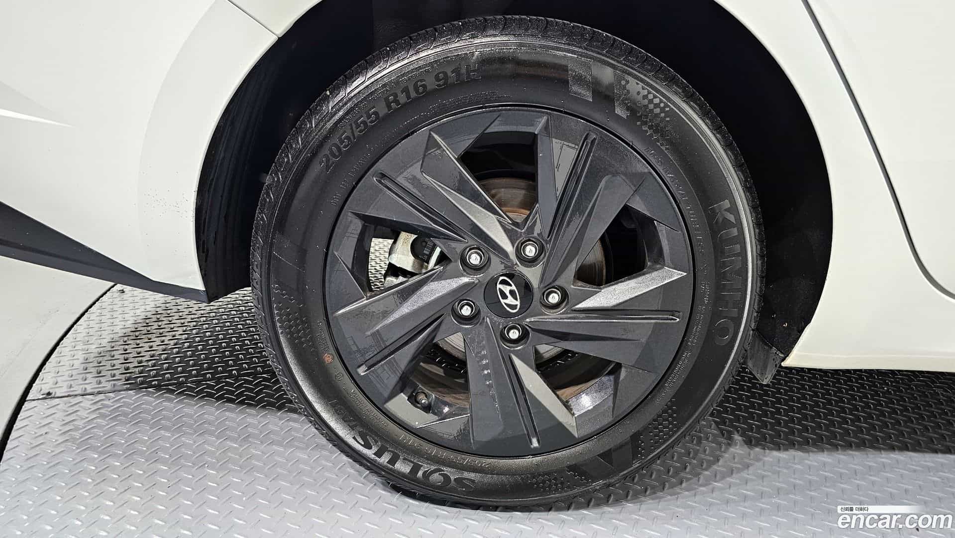 AVANTE Hyundai 2023.1-OUTER-005
