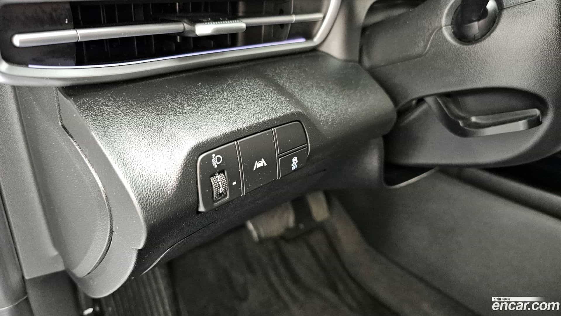 AVANTE Hyundai 2023.1-OPTION-022