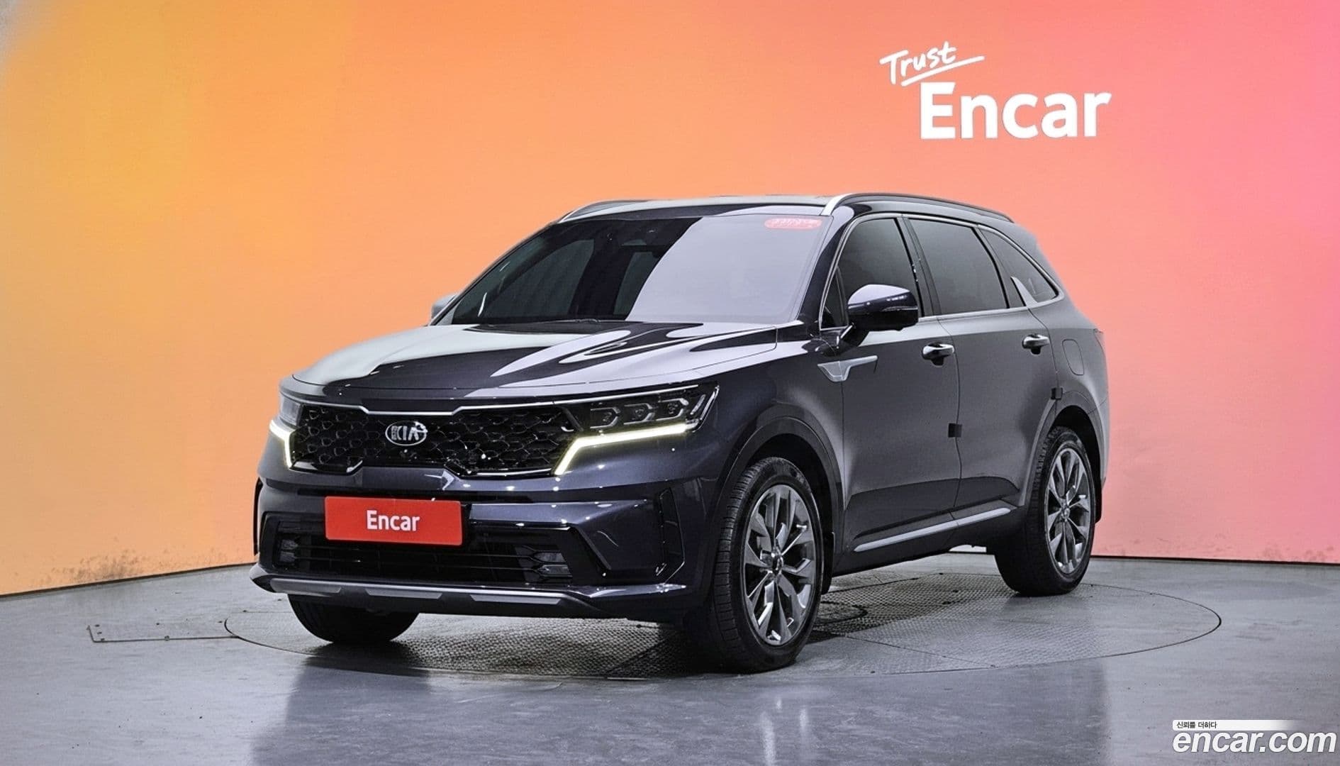 Main__Slider__Photo:Sorento Kia 2021.1-0
