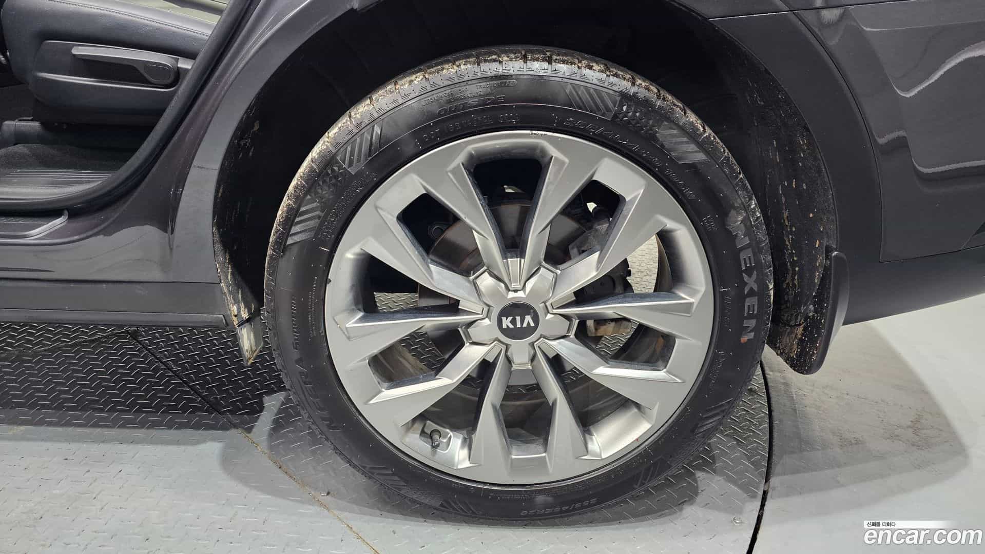 Sorento Kia 2021.1-OUTER-031