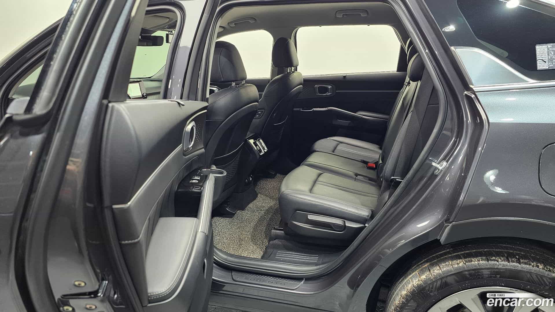 Sorento Kia 2021.1-INNER-036
