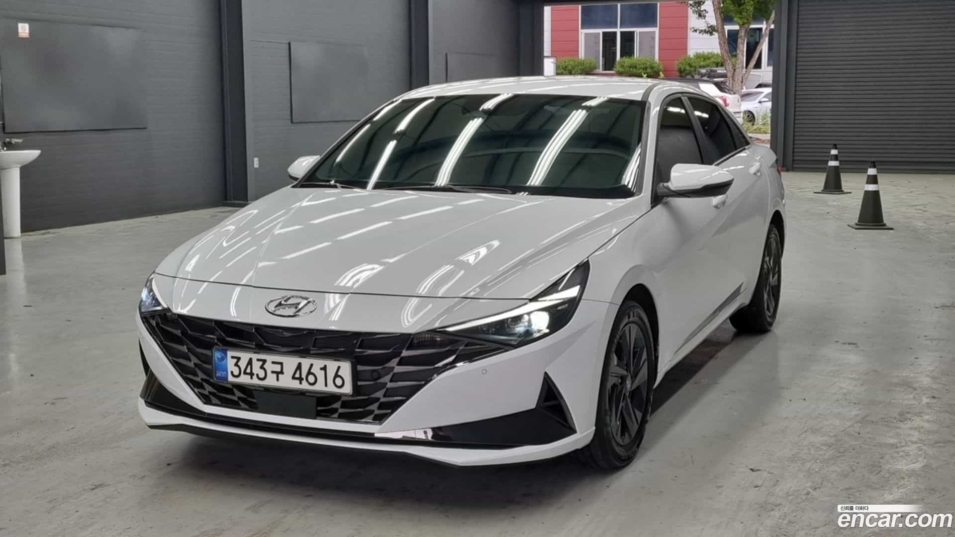 AVANTE Hyundai 2021.2-OUTER-001