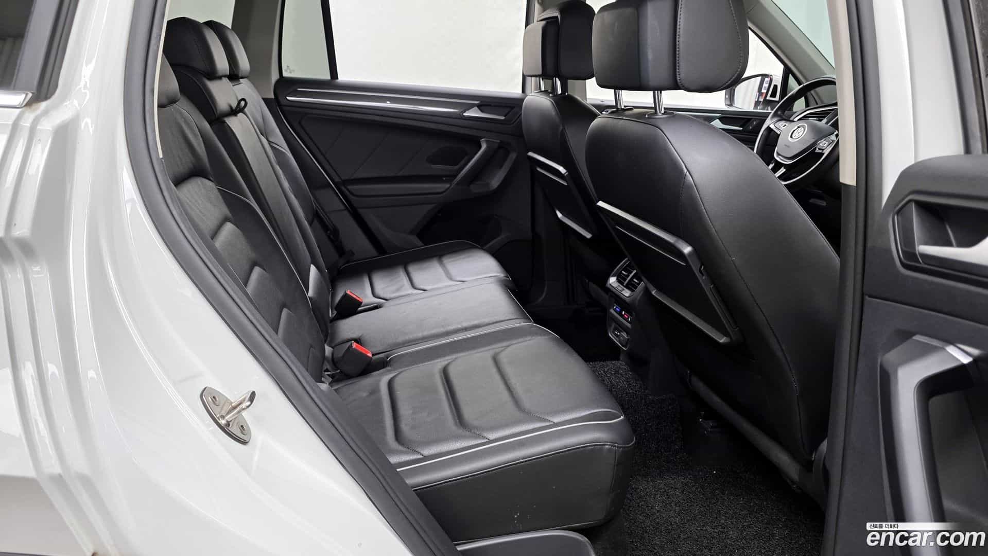 Tiguan Volkswagen 2020.6-OPTION-016