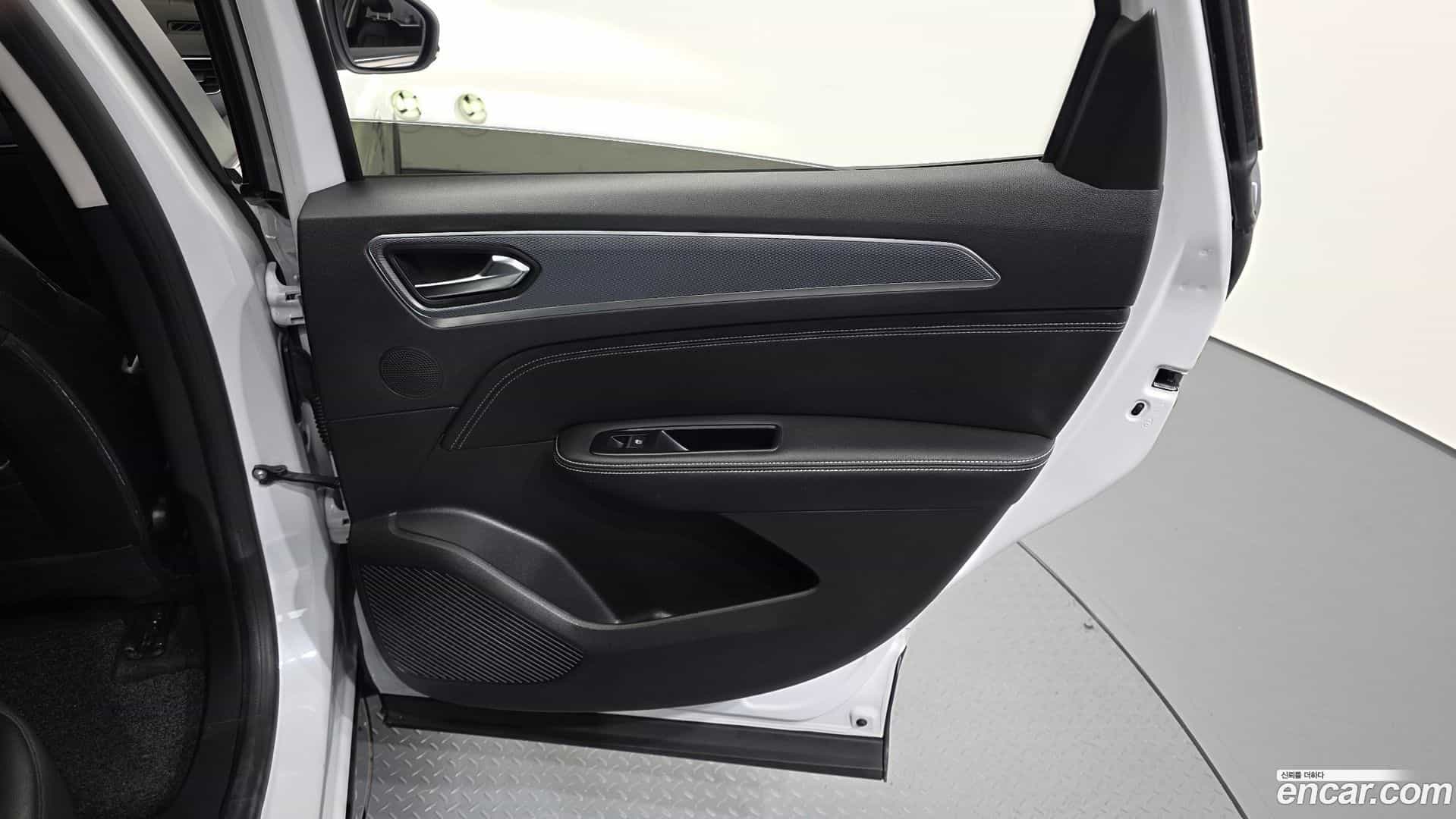 XM3 Renault Korea 2020.5-INNER-035
