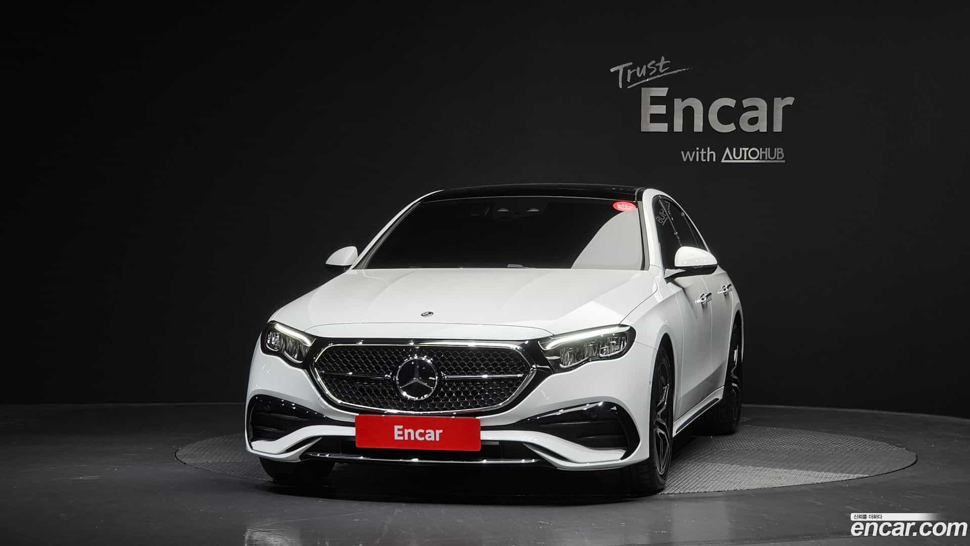 E-Class Mercedes-Benz 2025.9-OUTER-003