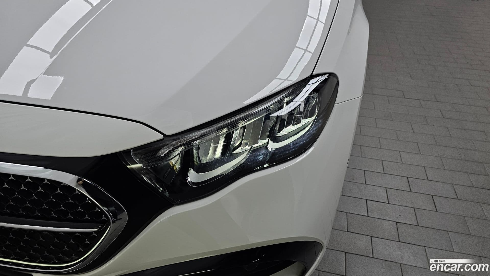 Main__Slider__Photo:E-Class Mercedes-Benz 2025.9-21
