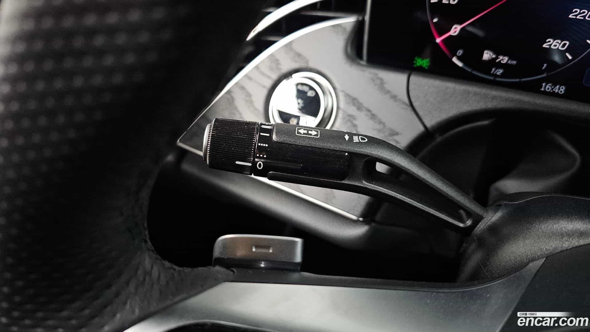 E-Class Mercedes-Benz 2025.9-OPTION-040
