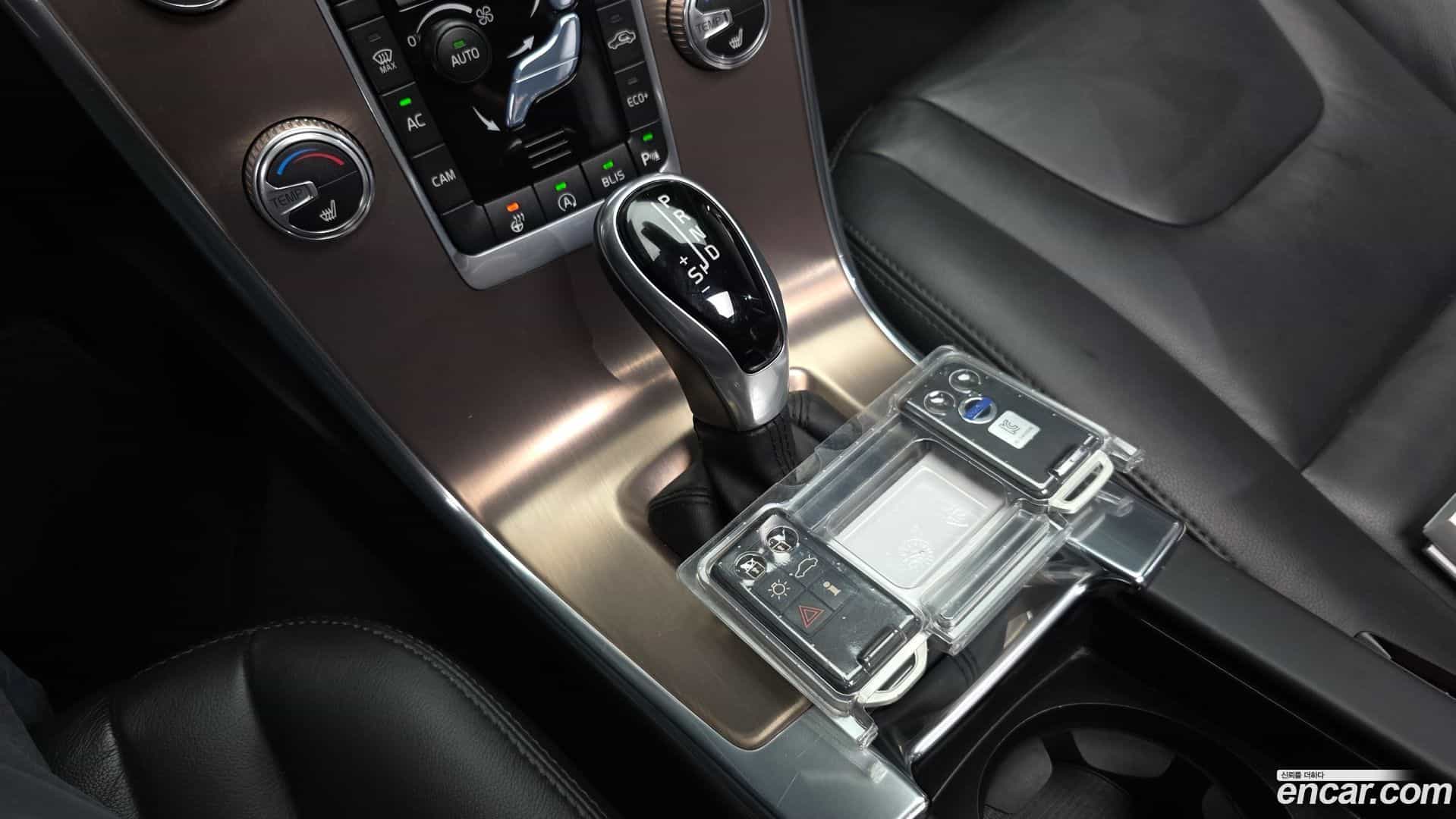 XC60 Volvo 2017.3-INNER-009