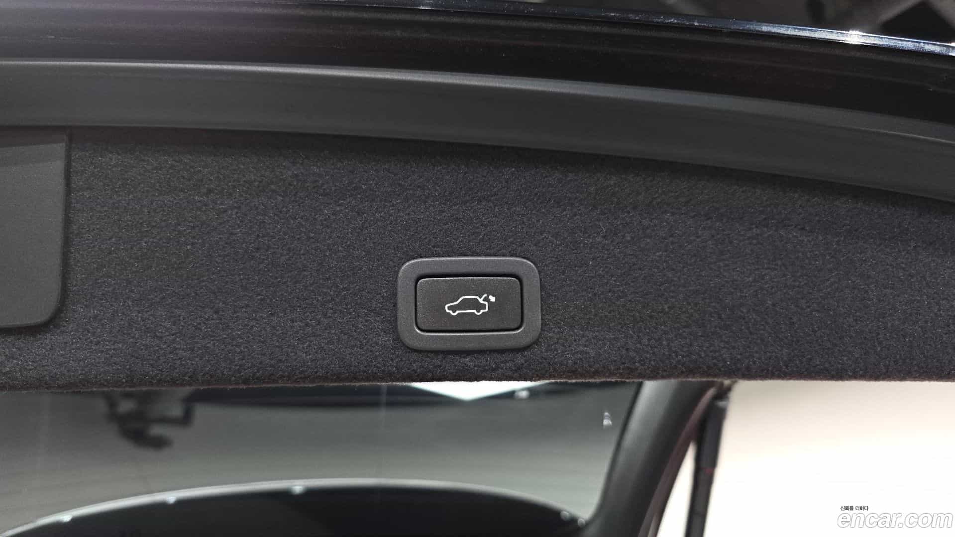 XC60 Volvo 2017.3-OPTION-040