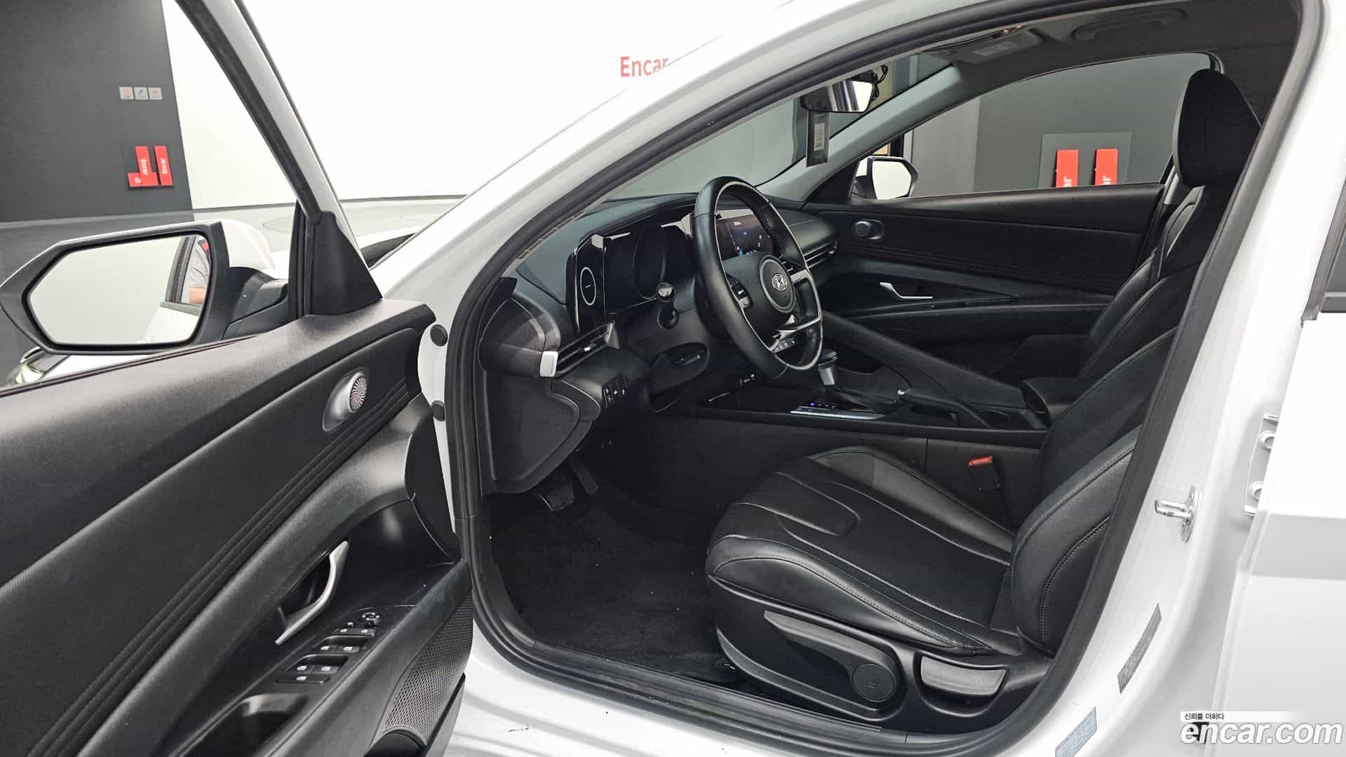 AVANTE Hyundai 2020.8-INNER-010