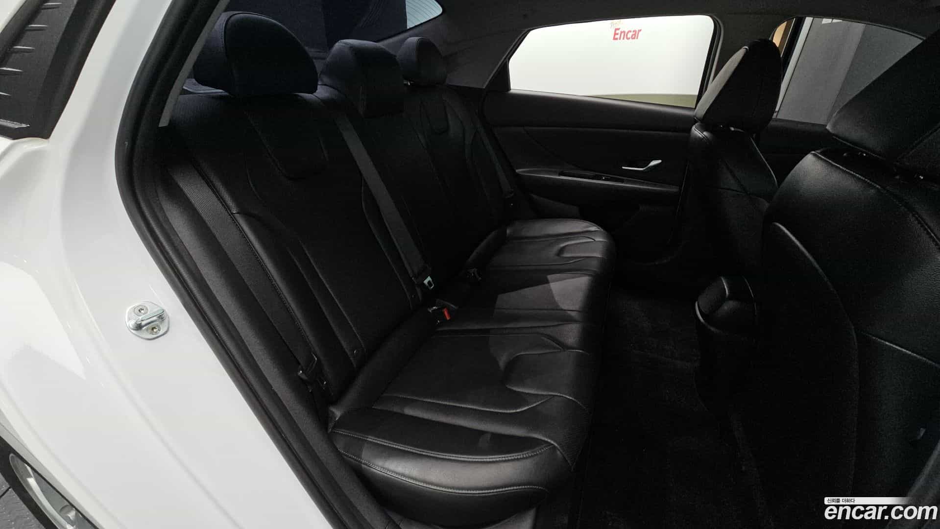 AVANTE Hyundai 2020.8-OPTION-015