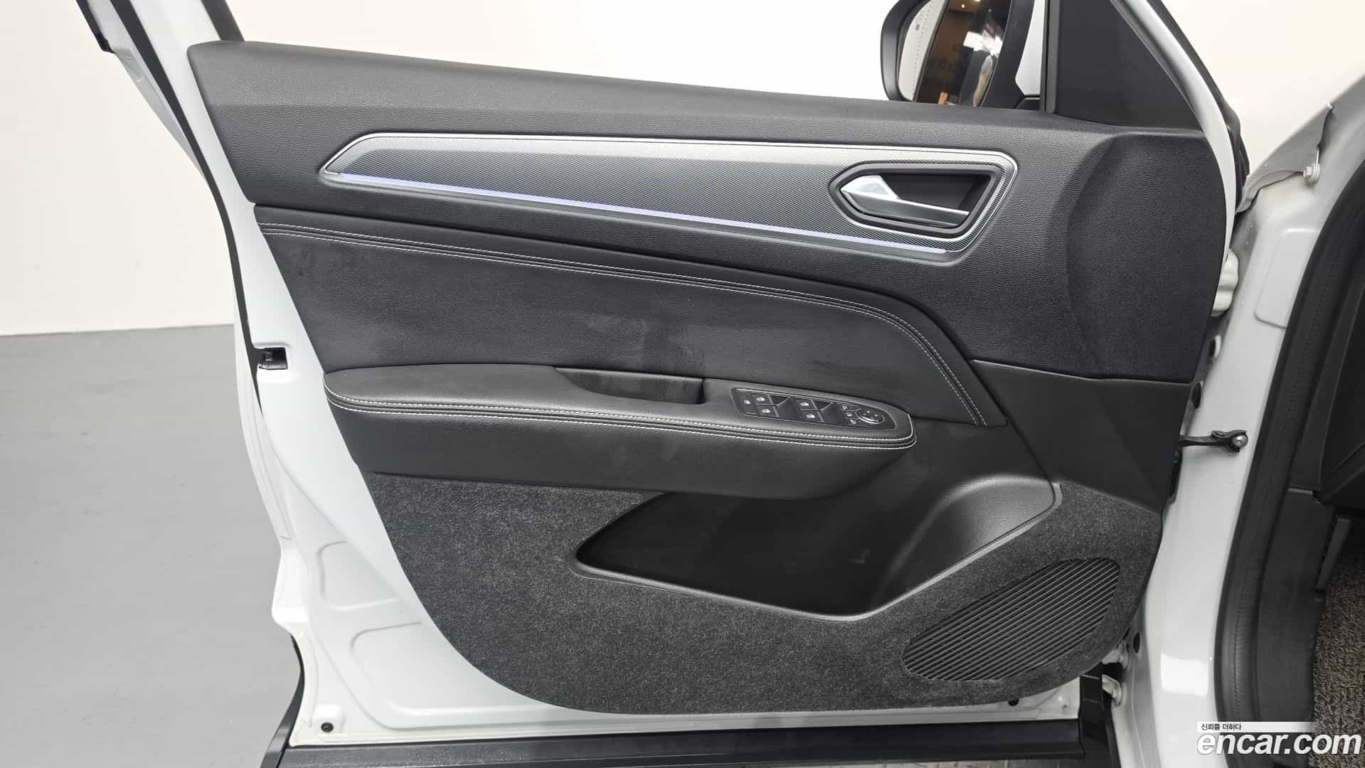 XM3 Renault Korea 2020.2-INNER-034