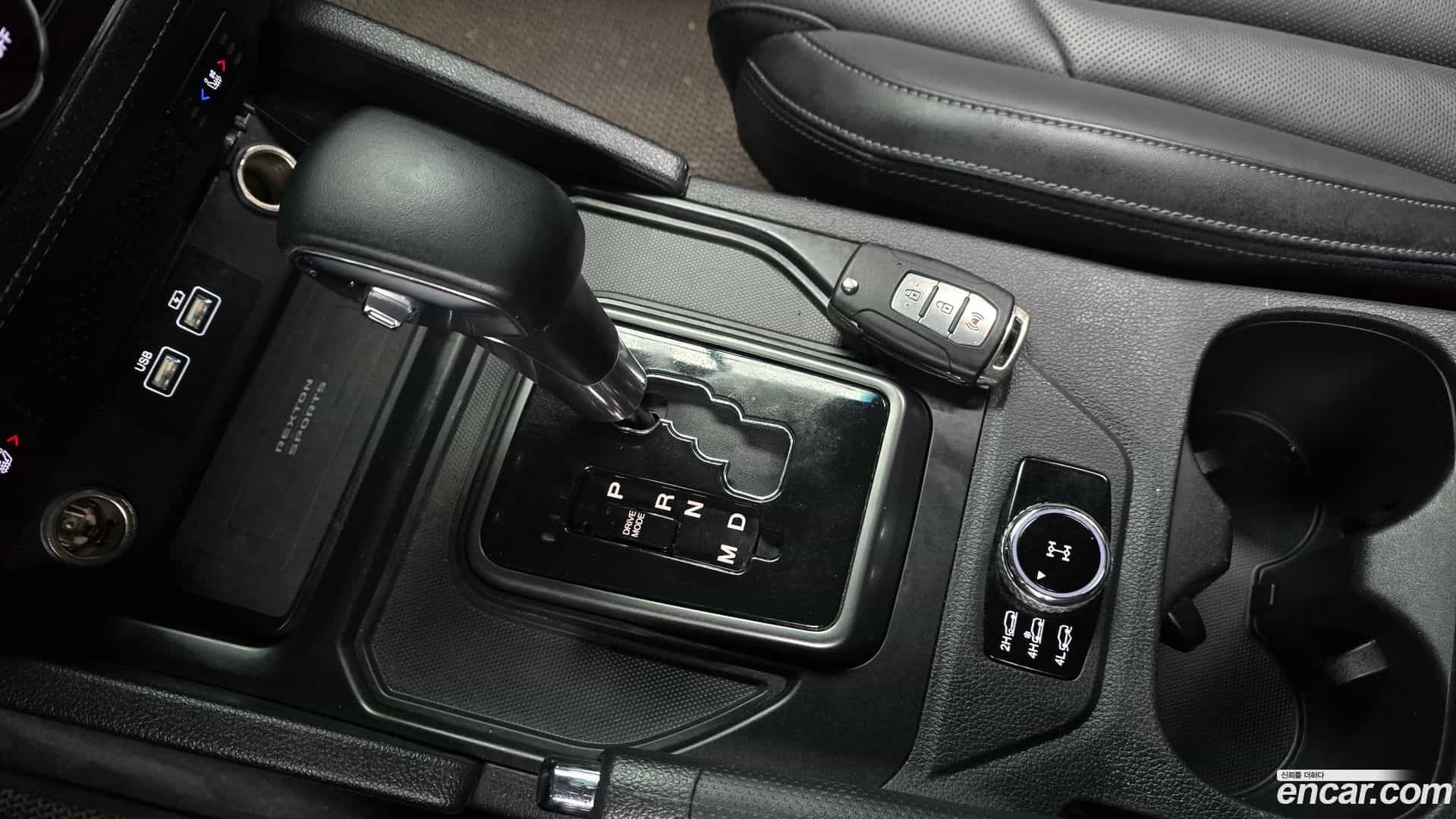Rexton KG Mobility 2022.9-INNER-009