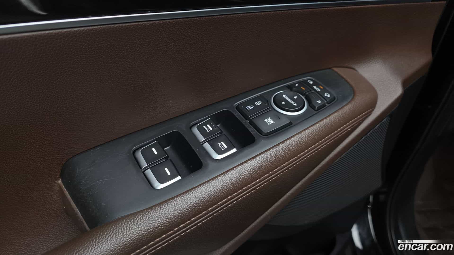 Sorento Kia 2015.7-OPTION-040