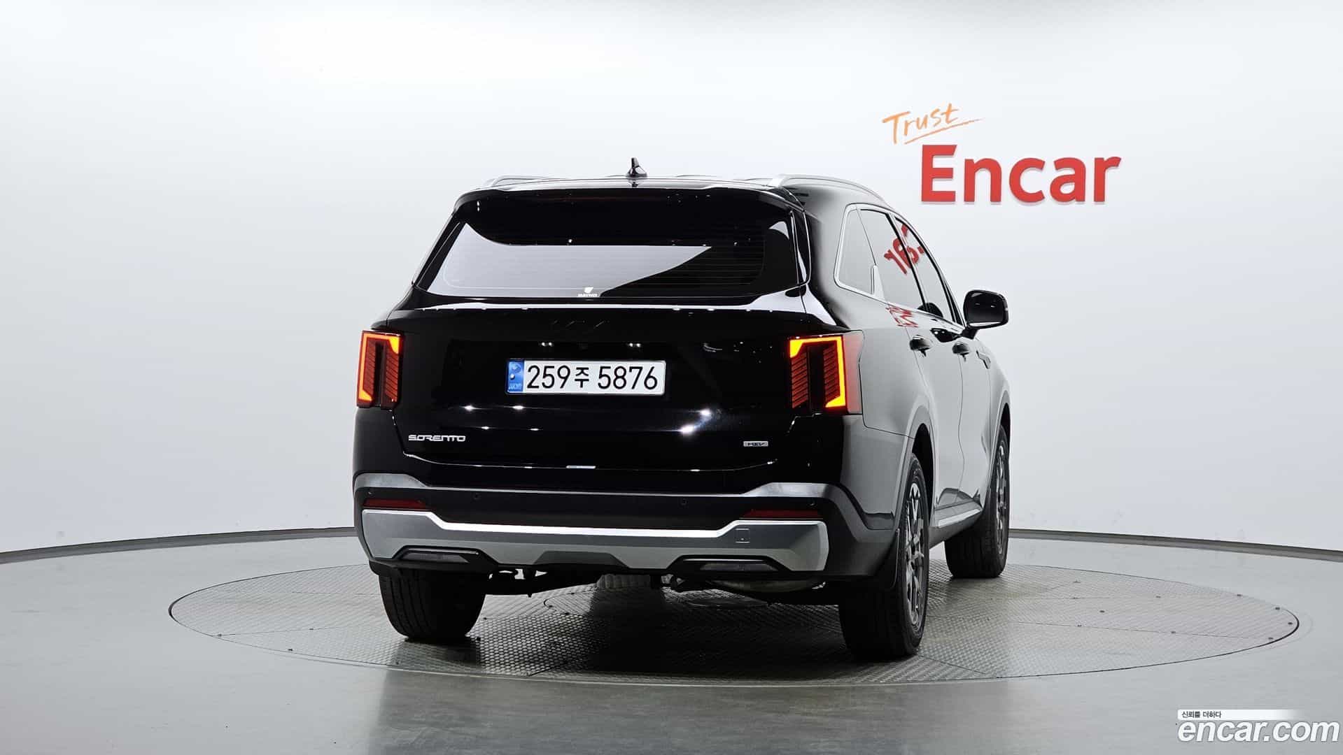 Sorento Kia 2023.9-OUTER-004
