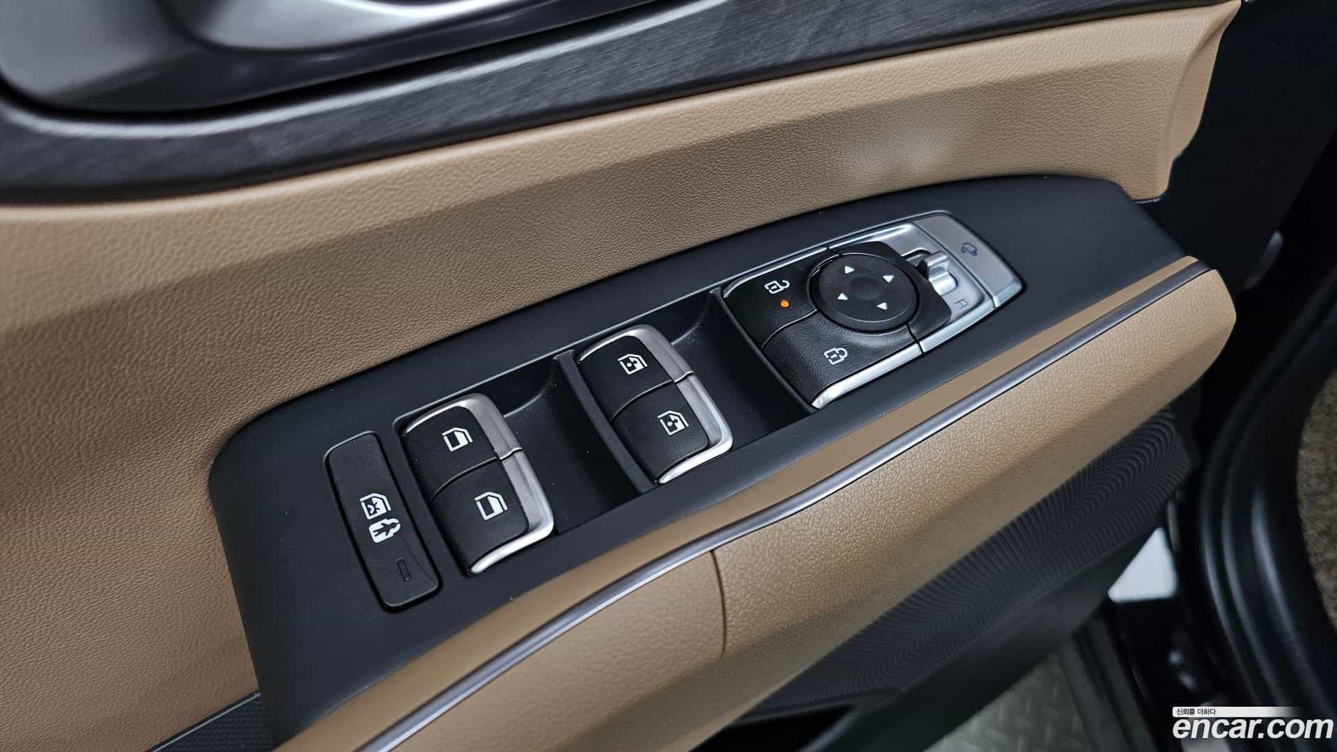 Sorento Kia 2023.9-OPTION-024