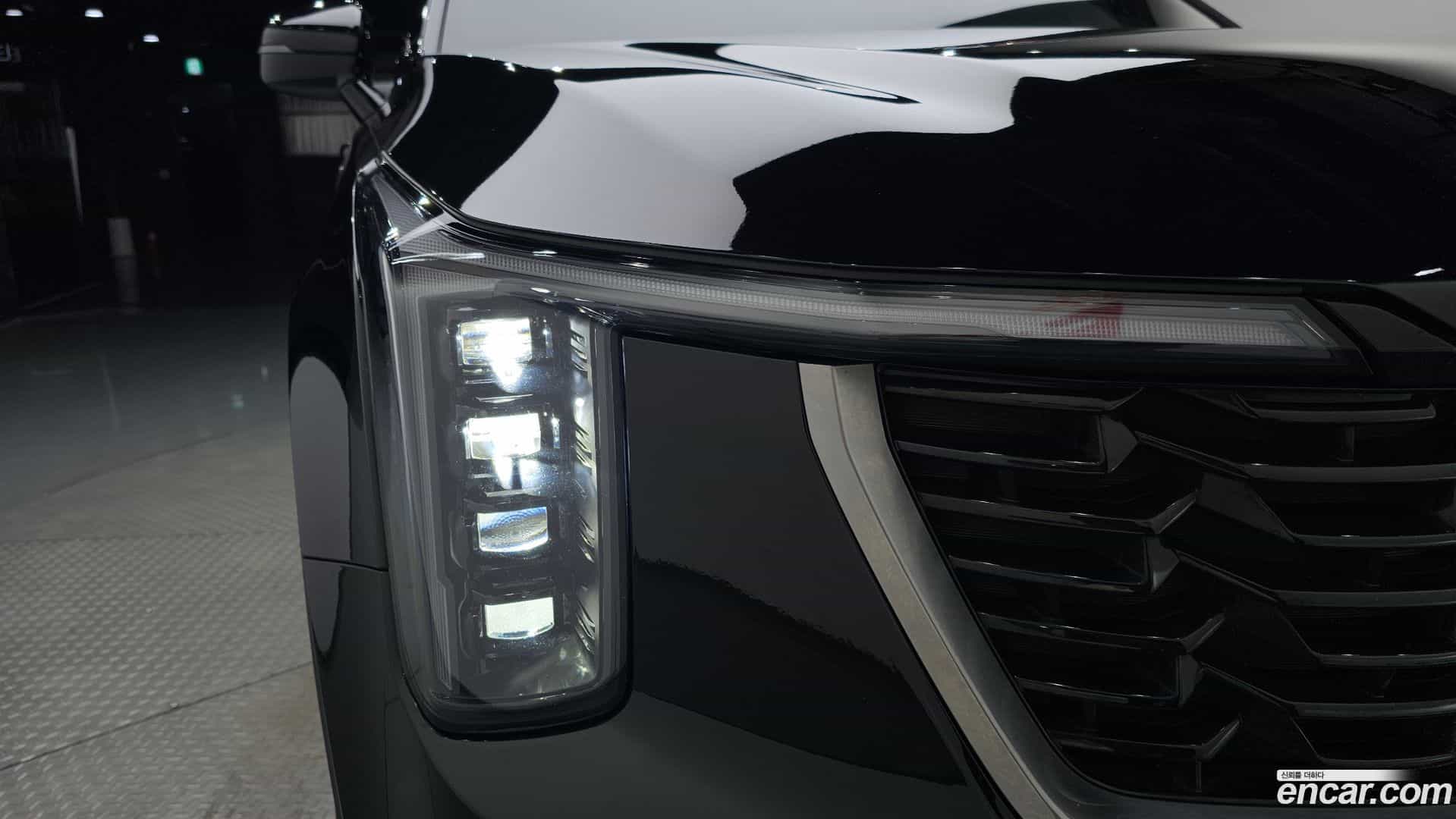 Sorento Kia 2023.9-OUTER-032