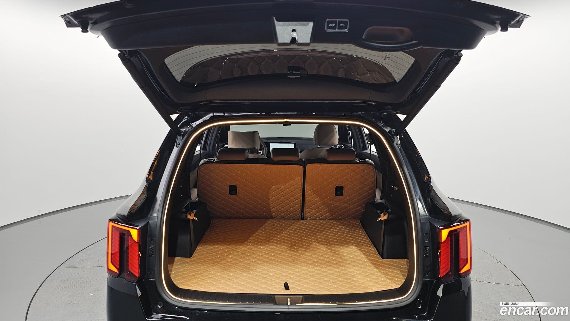 Main__Slider__Photo:Sorento Kia 2023.9-31
