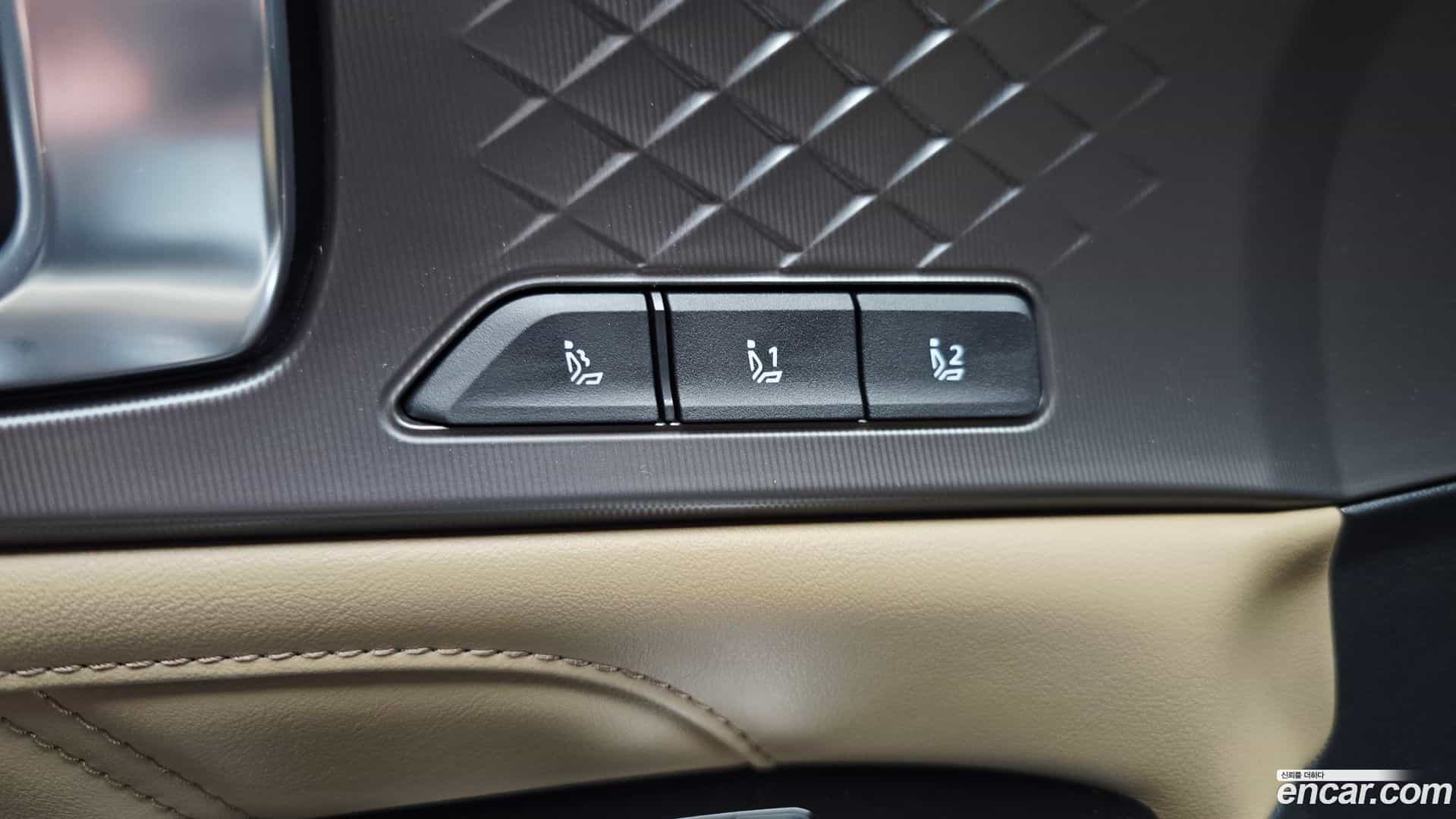 Sorento Kia 2024.4-OPTION-047