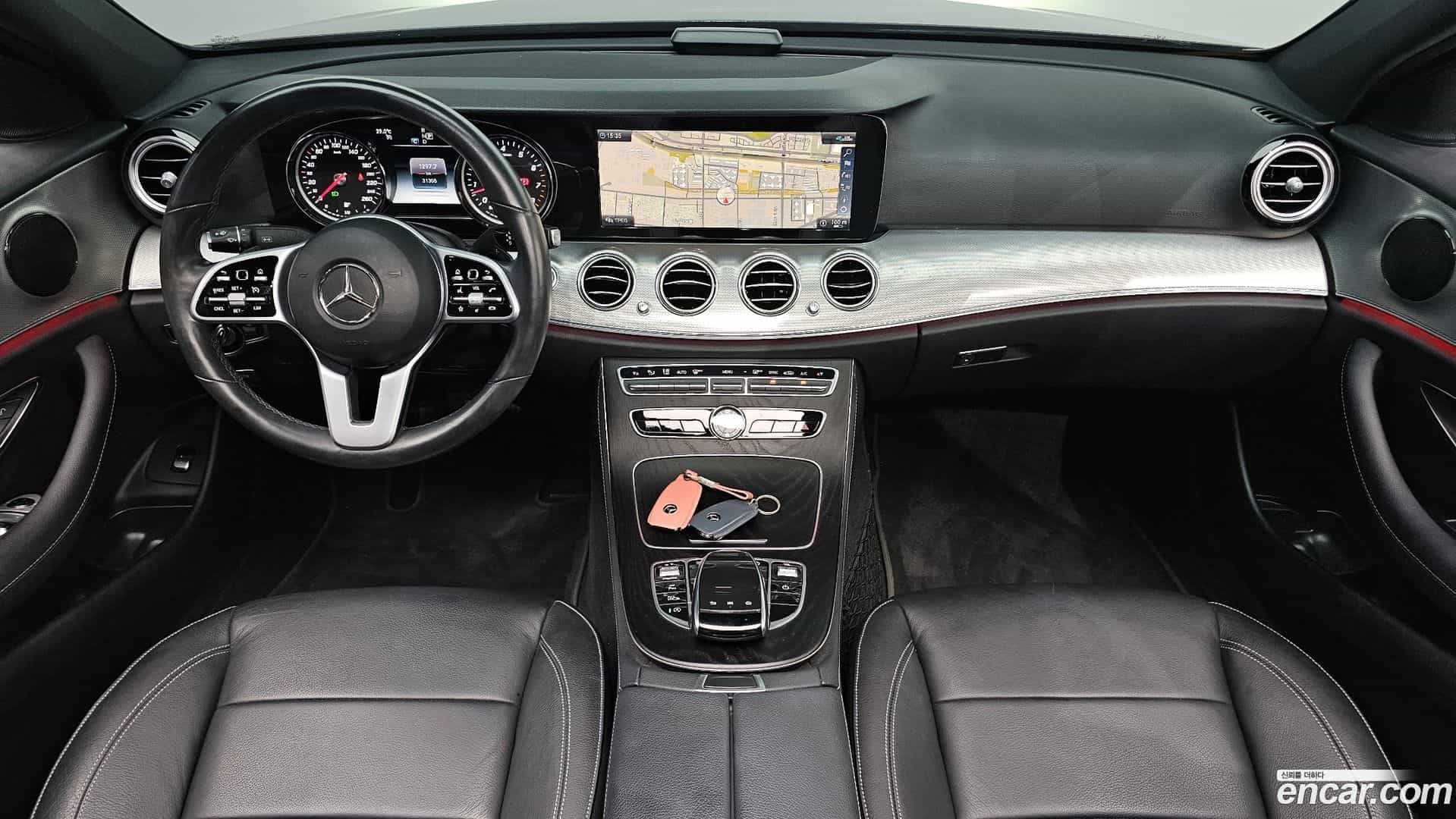 E-Class Mercedes-Benz 2020.5-INNER-007