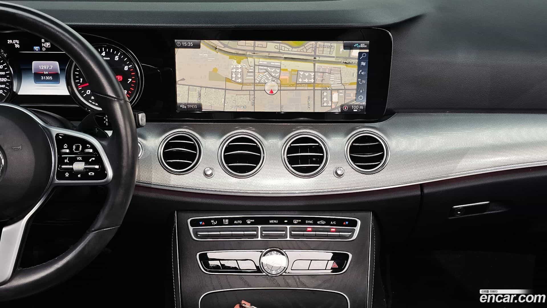 E-Class Mercedes-Benz 2020.5-OPTION-018