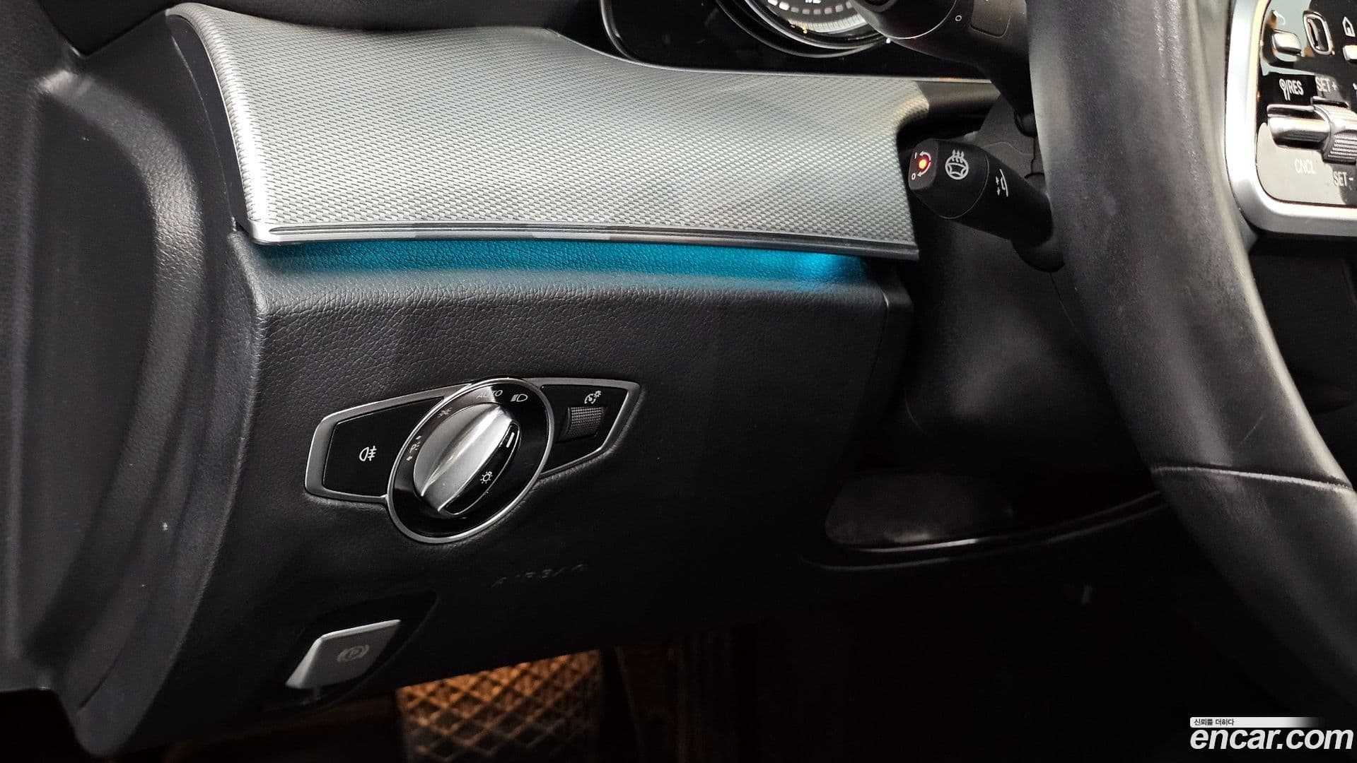 Main__Slider__Photo:E-Class Mercedes-Benz 2020.5-15