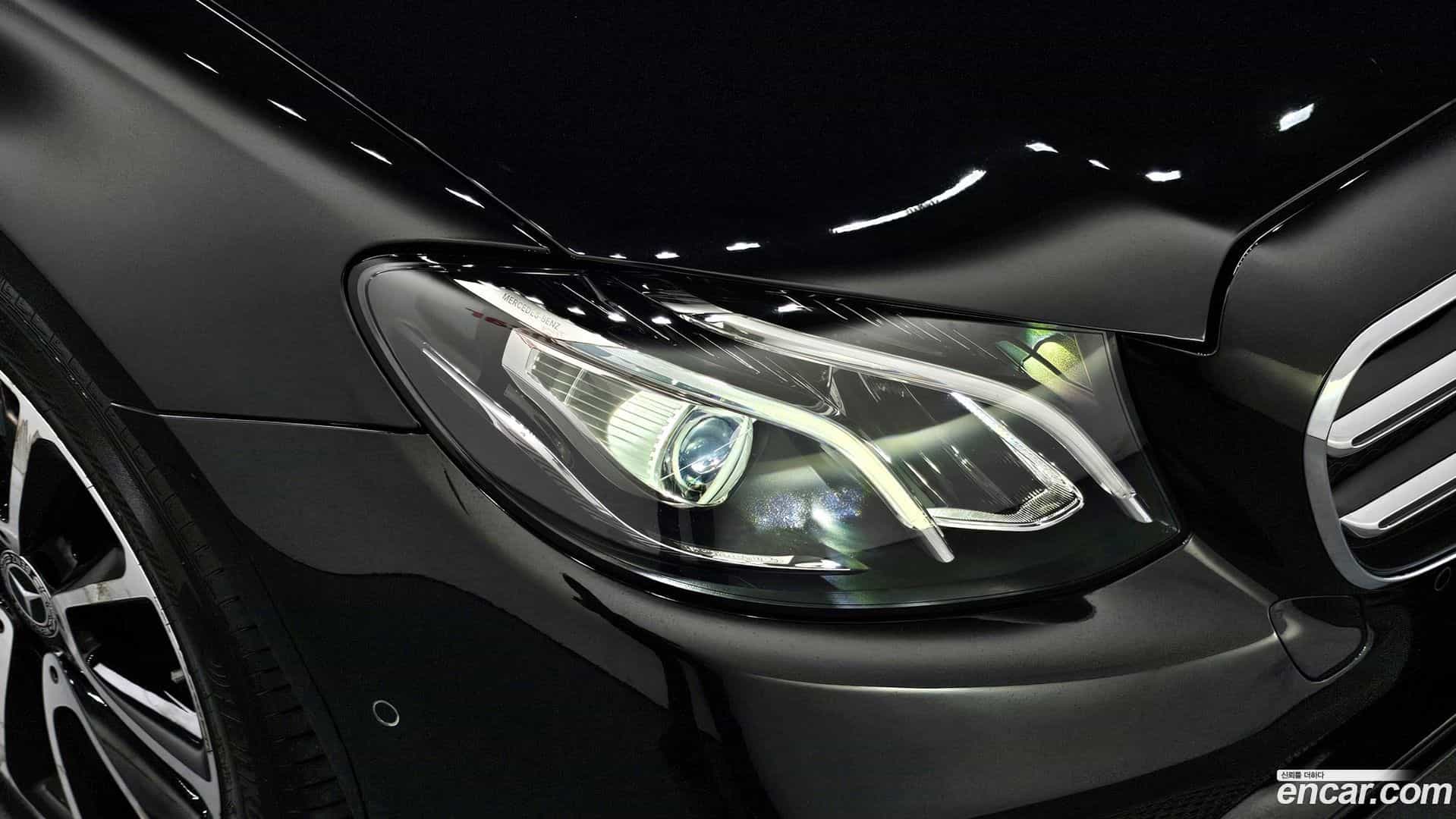 E-Class Mercedes-Benz 2020.5-OUTER-032