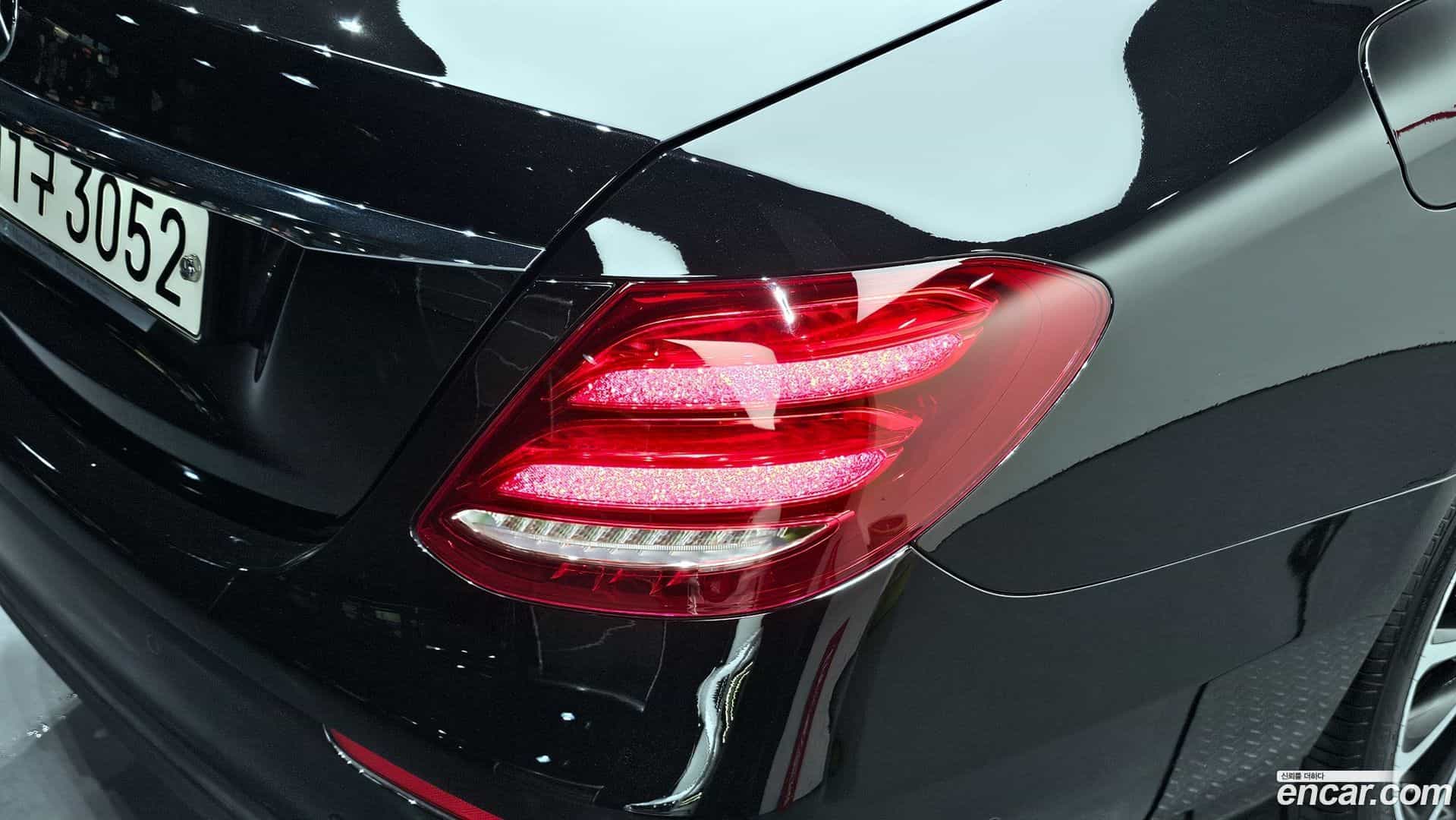 E-Class Mercedes-Benz 2020.5-OUTER-033