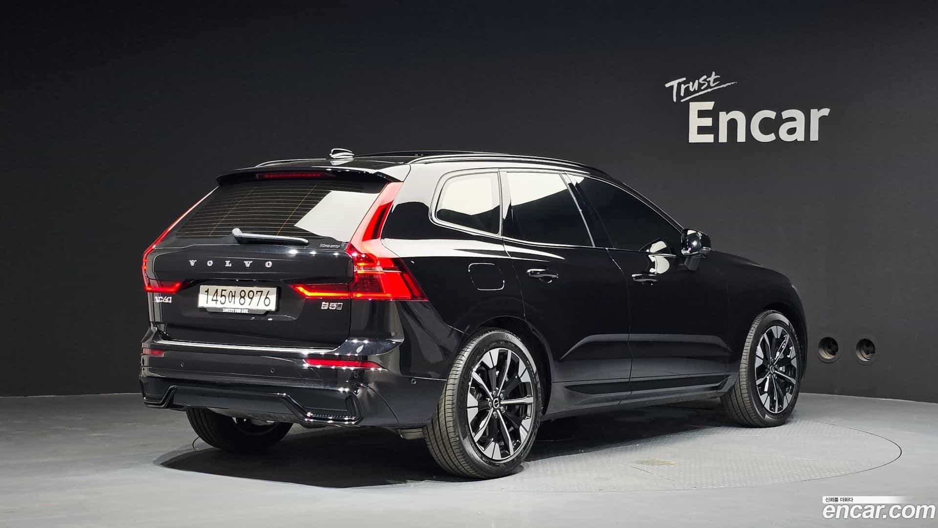 XC60 Volvo 2026.0-OUTER-002