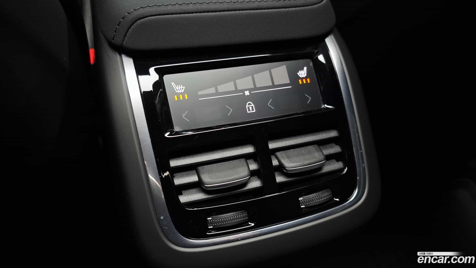 XC60 Volvo 2026.0-OPTION-049