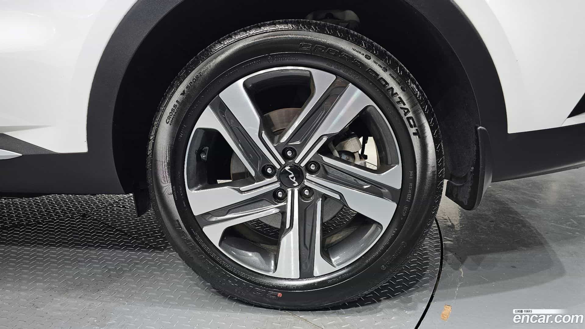 Sorento Kia 2023.6-OUTER-031