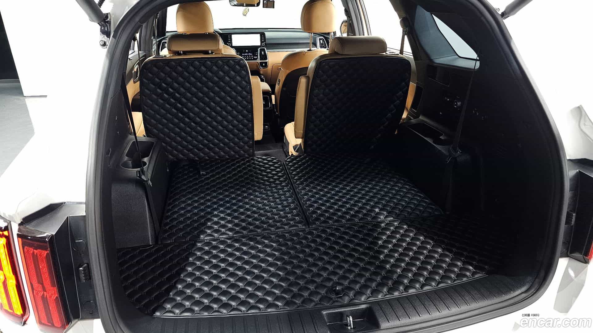 Sorento Kia 2023.6-OPTION-040