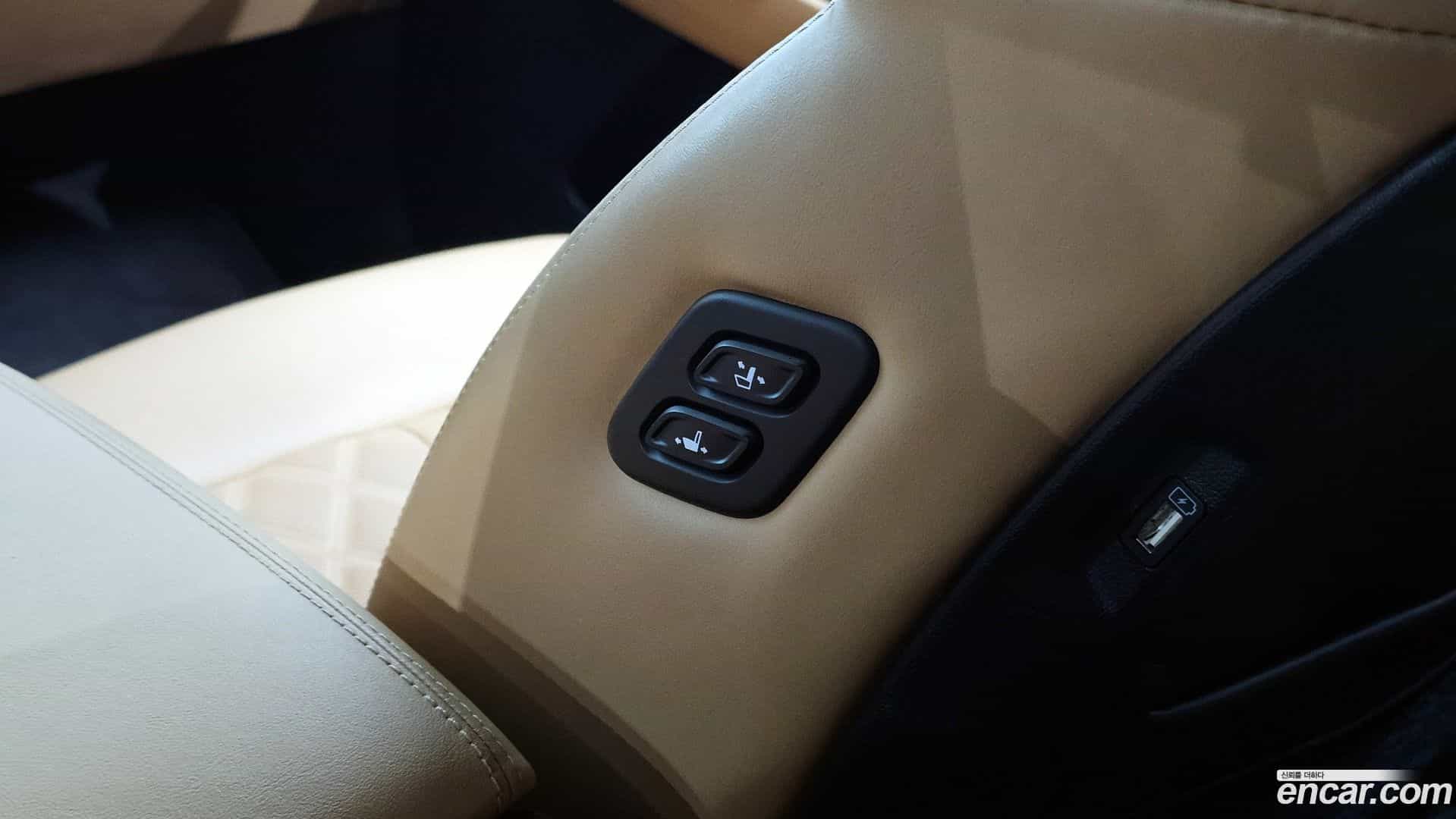 Sorento Kia 2023.6-OPTION-044