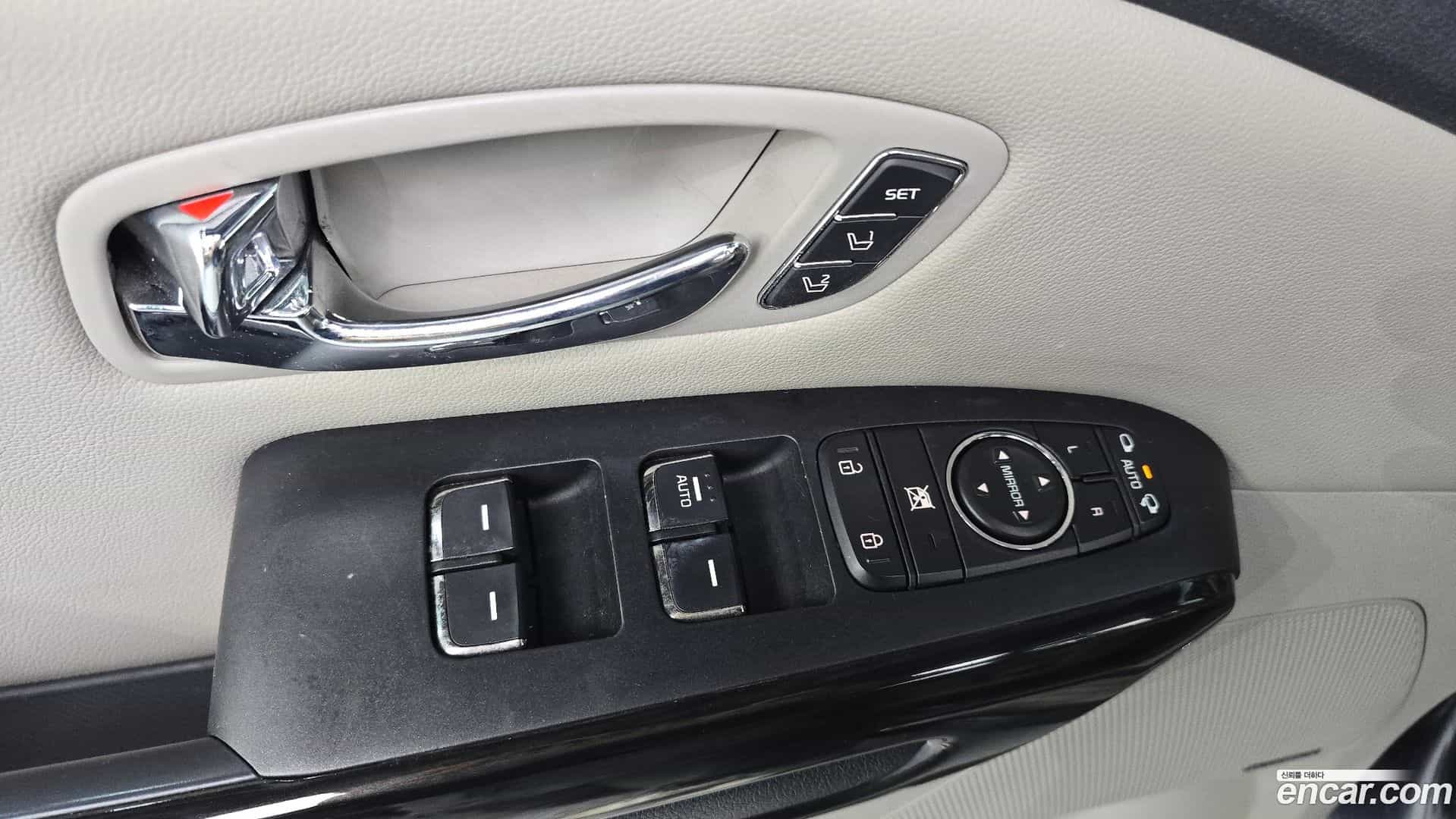 Canival Kia 2018.8-OPTION-041