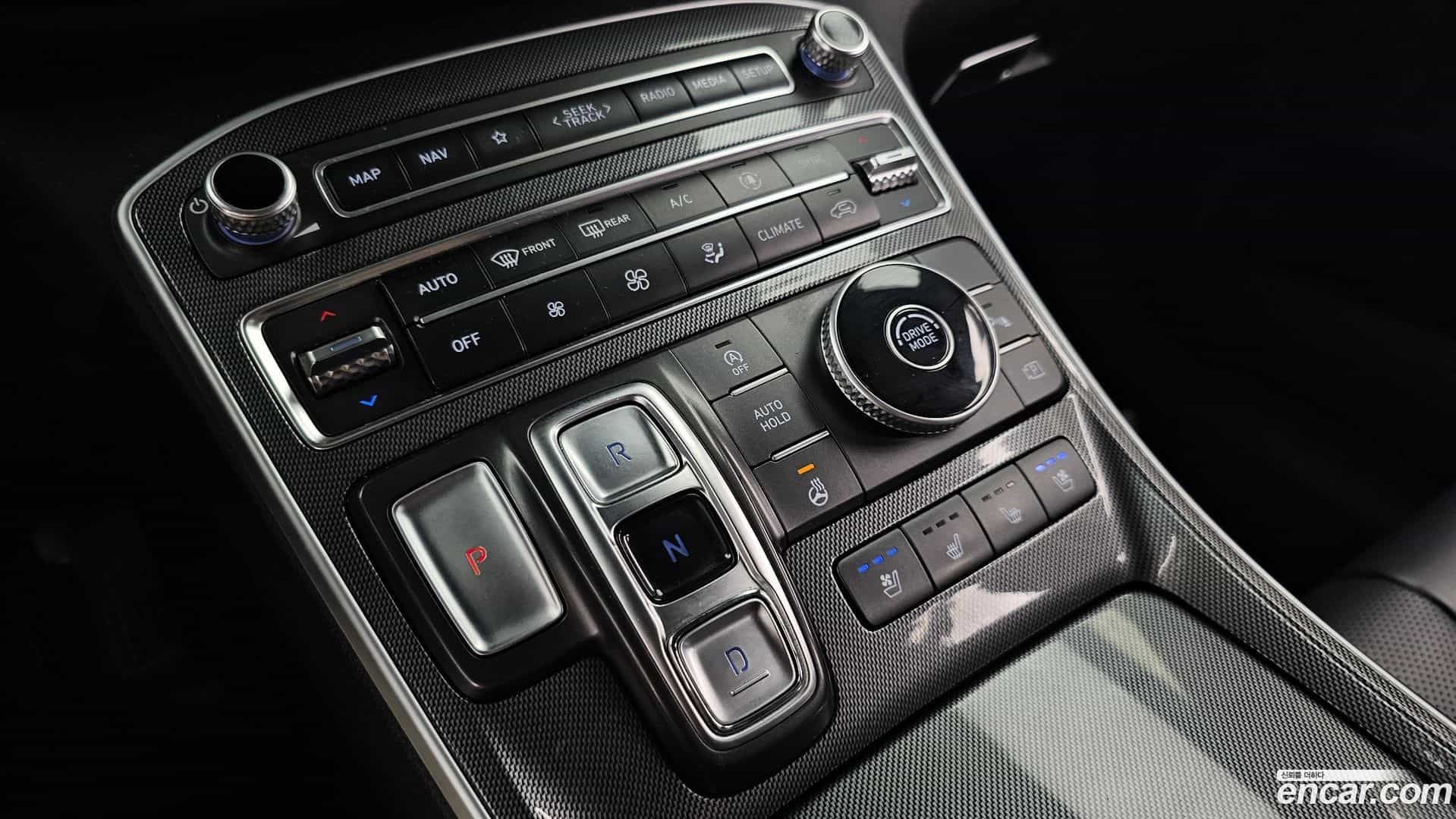 Santafe Hyundai 2021.2-INNER-009