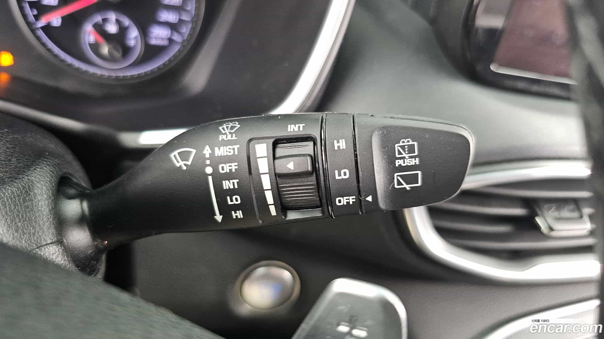 Santafe Hyundai 2021.2-OPTION-040