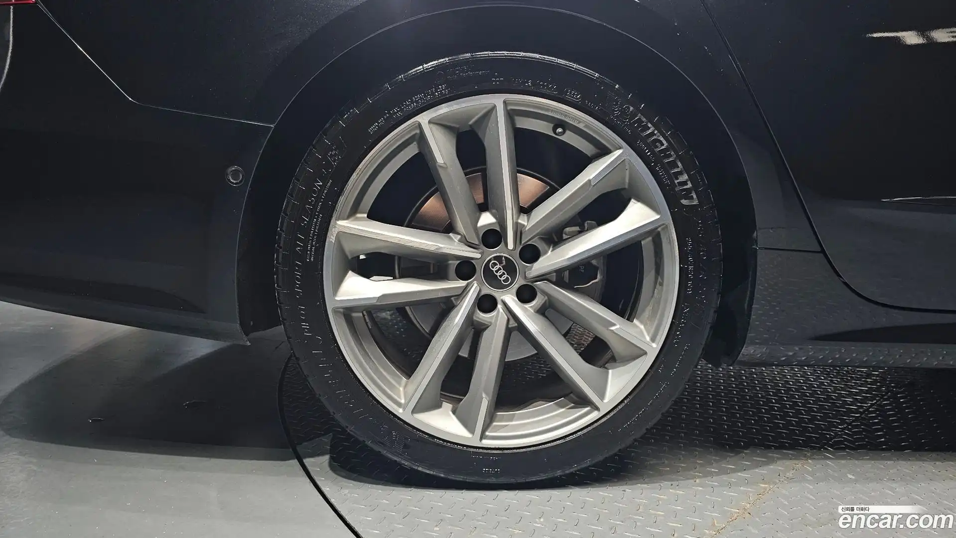 A7 Audi 2021.0-OUTER-005