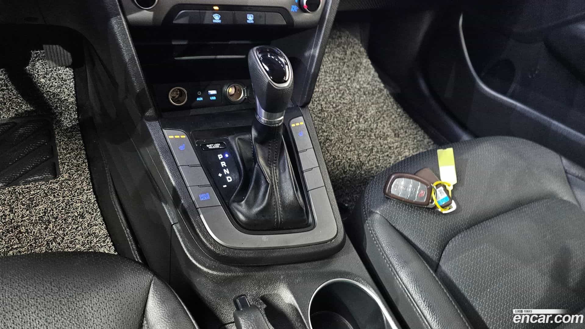 AVANTE Hyundai 2018.7-INNER-009