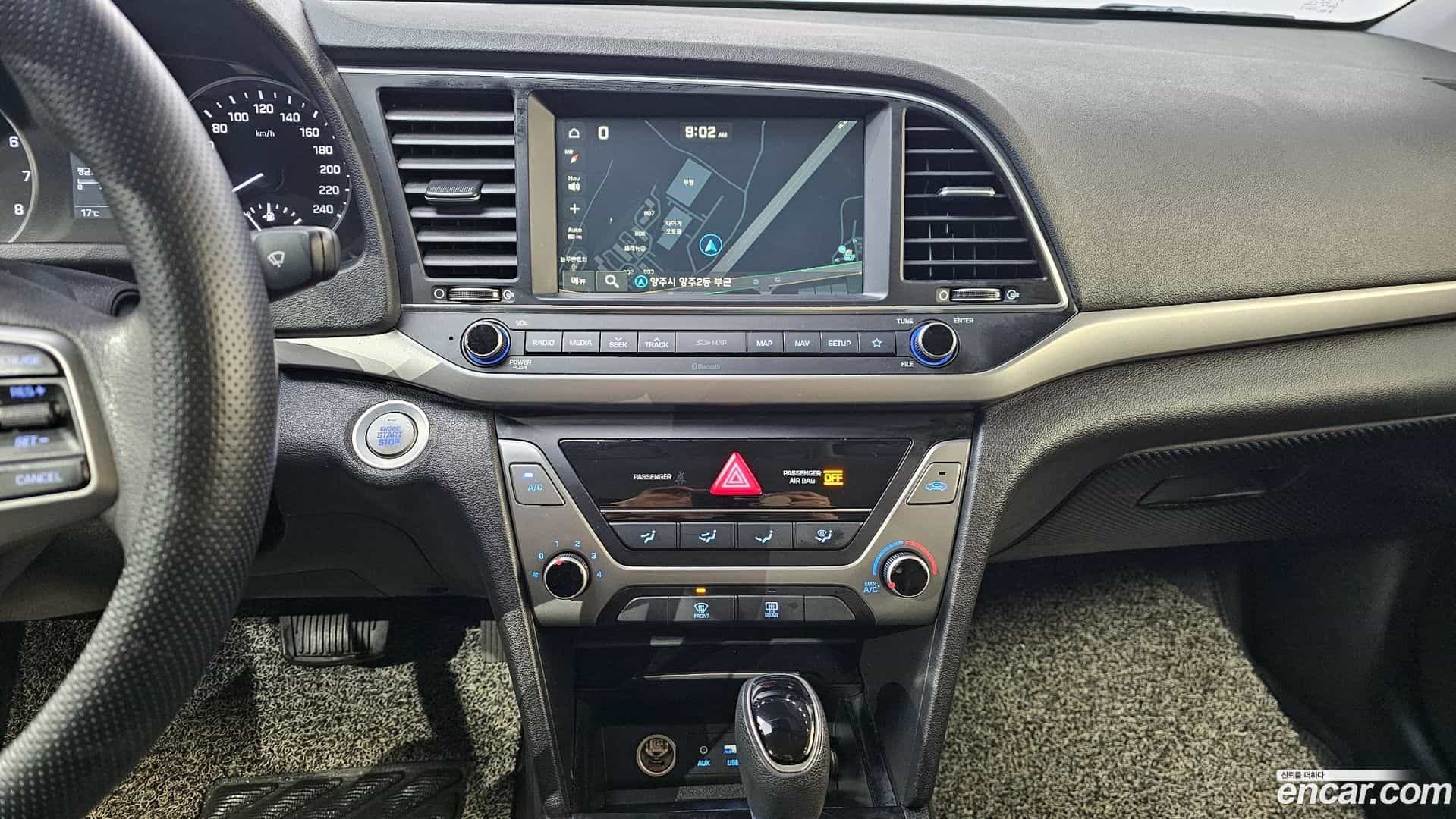 AVANTE Hyundai 2018.7-OPTION-017