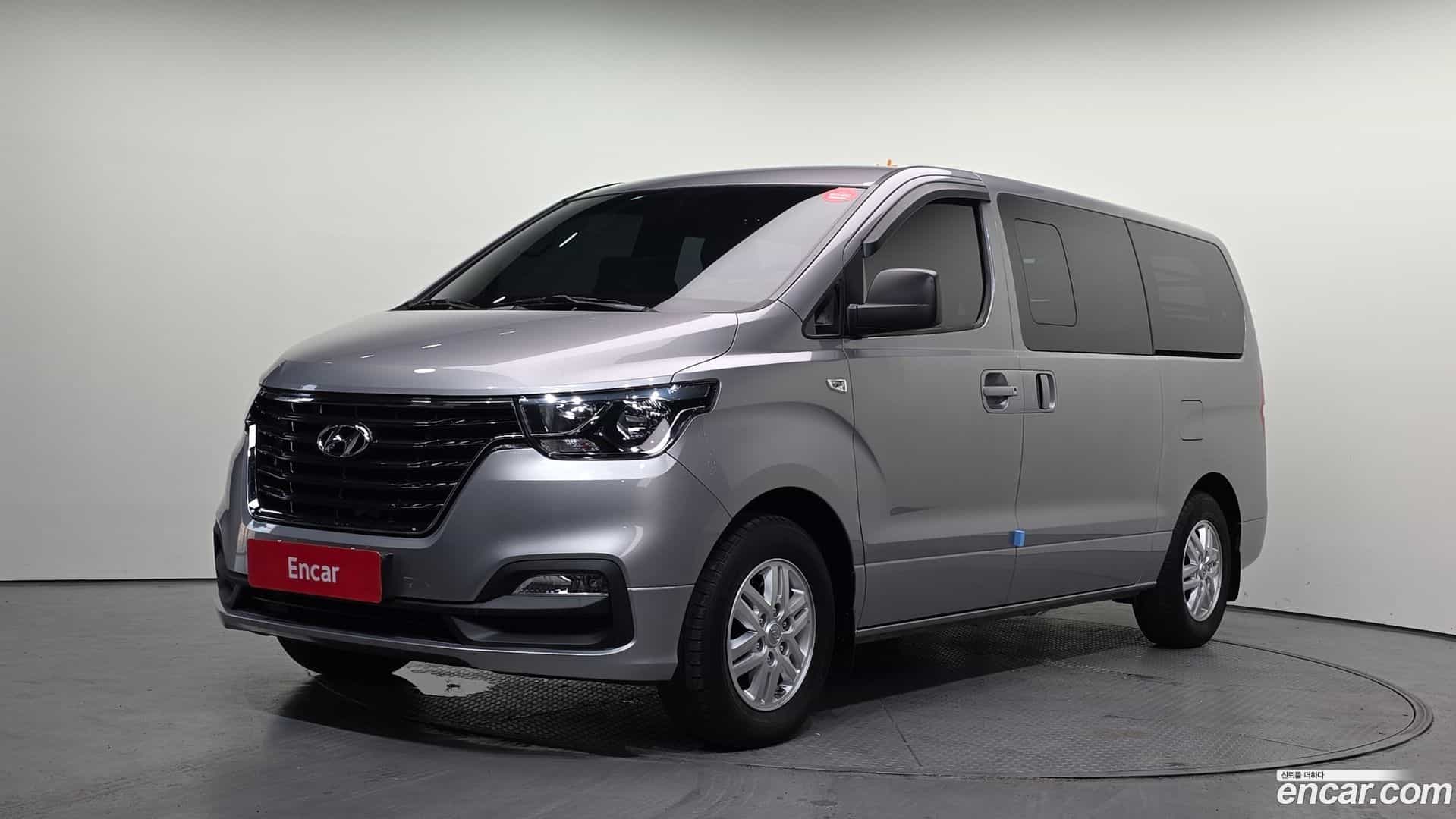 Starex Hyundai 2019.6-OUTER-001
