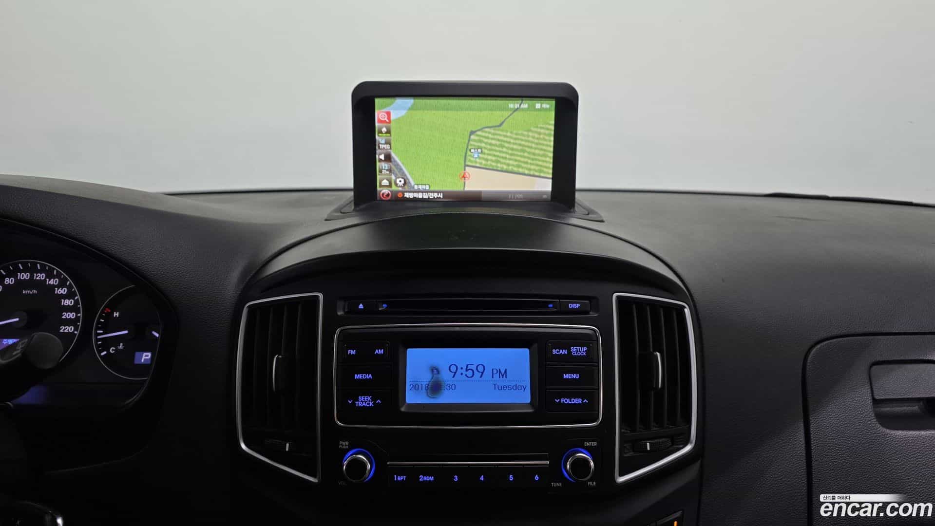 Starex Hyundai 2019.6-OPTION-020